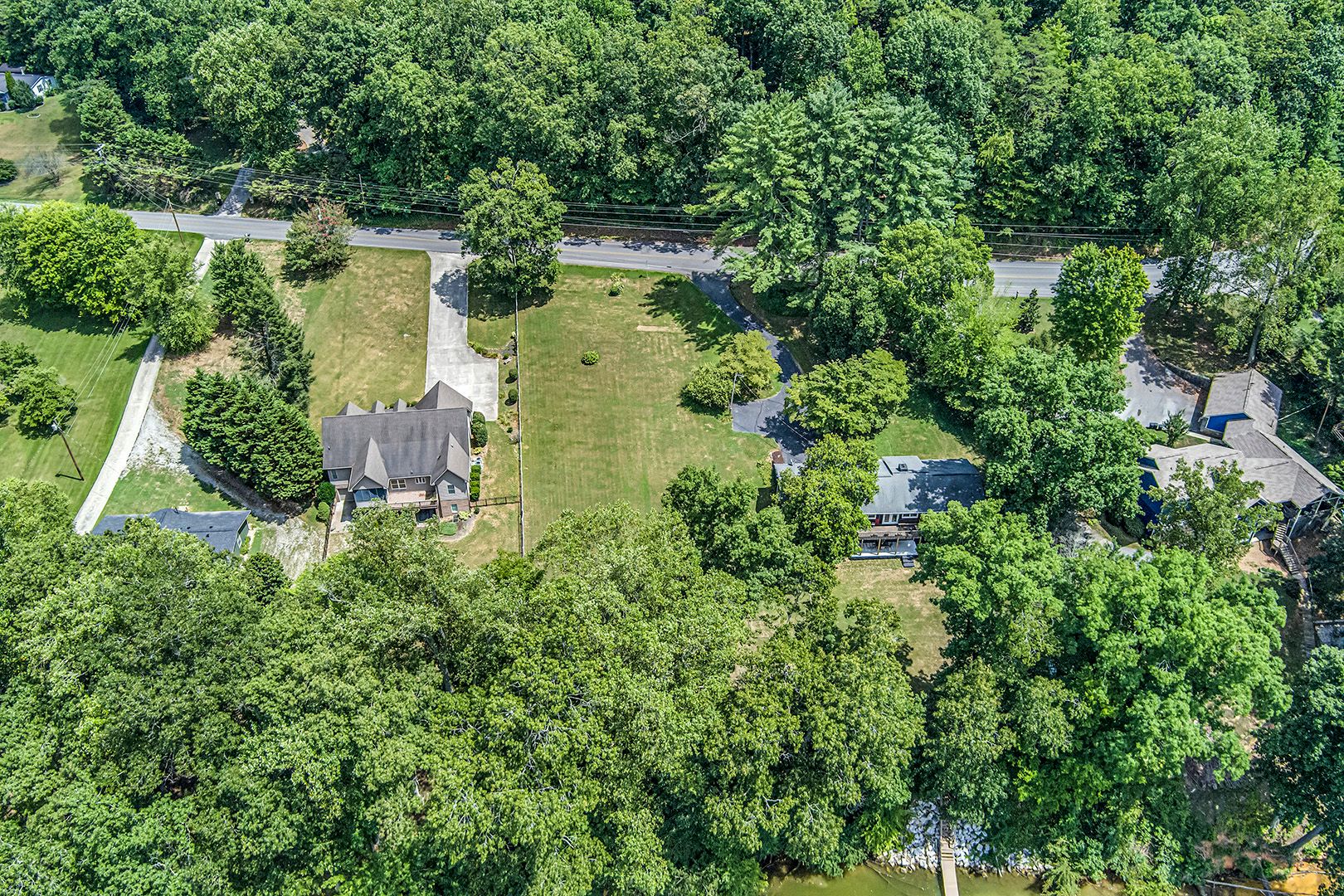 Harriman, Tennessee, 37748, United States, 3 Bedrooms Bedrooms, ,3 BathroomsBathrooms,Residential,For Sale,2011405