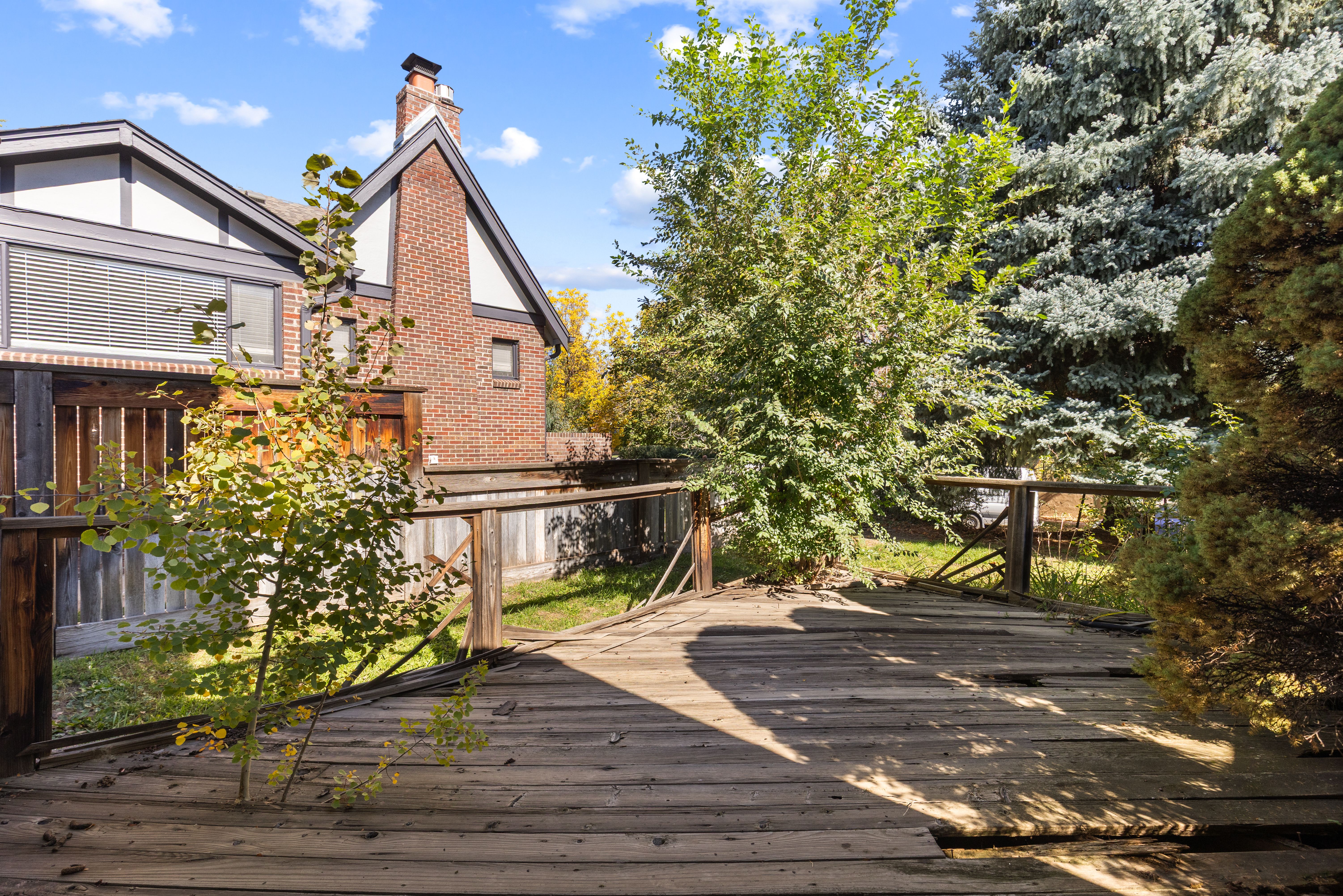  PRIME EAST WASHINGTON PARK OPPORTUNITY - BUILD, RENOVATE OR MAKE IT YOUR OWN - 物件實景