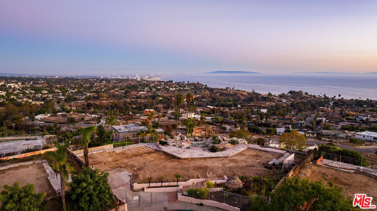 Pacific Palisades, California, 90272, United States, ,Land,For Sale,1997431