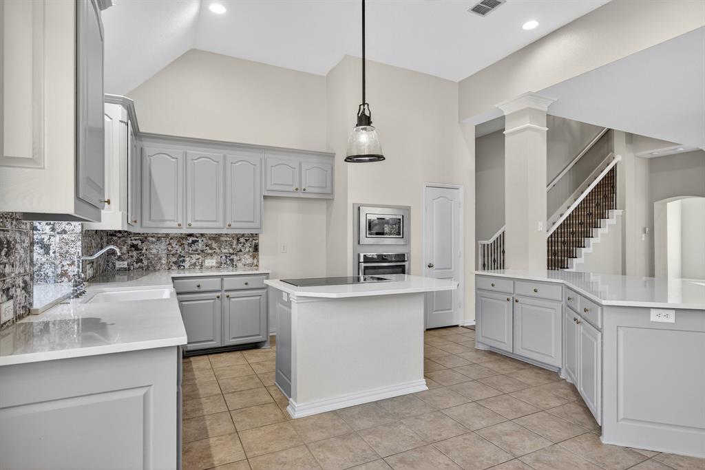 Frisco, Texas, 75036, United States, 3 Bedrooms Bedrooms, ,4 BathroomsBathrooms,Residential,For Sale,1966272