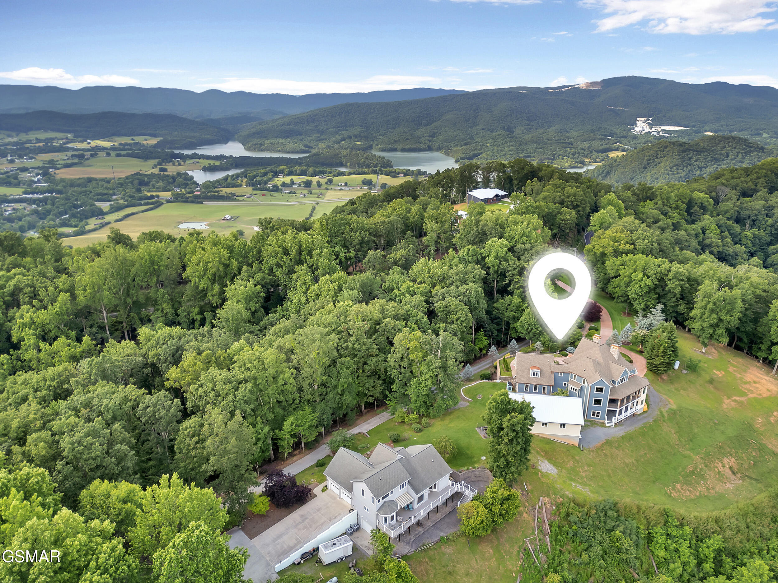 Mooresburg, Tennessee, 37811, United States, 3 Bedrooms Bedrooms, ,5 BathroomsBathrooms,Residential,For Sale,1974875