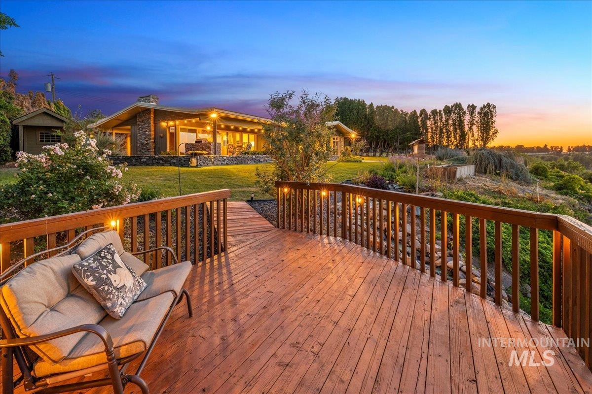 Caldwell, Idaho, 83605, United States, 2 Bedrooms Bedrooms, ,3 BathroomsBathrooms,Residential,For Sale,1979980