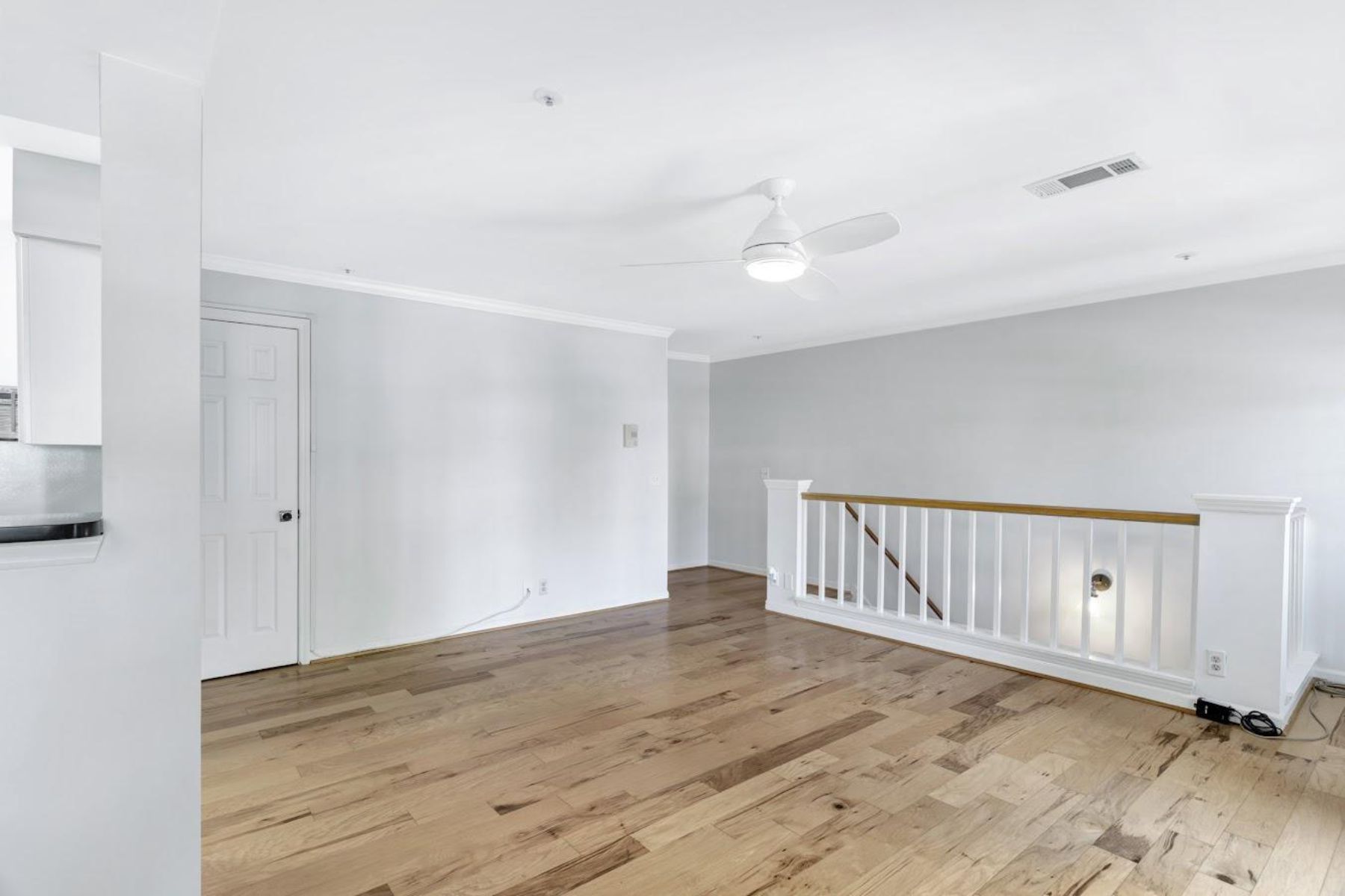  5716 Chapman Mill Drive, Rockville, MD, 20852 - 物件實景