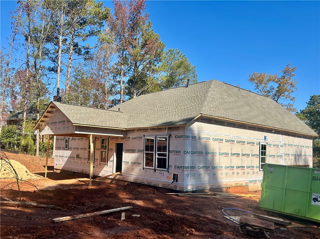 Seneca, South Carolina, 29678, United States, 4 Bedrooms Bedrooms, ,4 BathroomsBathrooms,Residential,For Sale,1988175