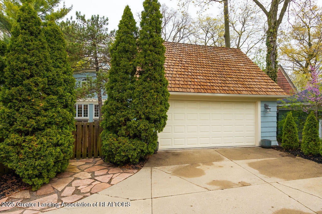 East Lansing, Michigan, 48823, United States, 6 Bedrooms Bedrooms, ,6 BathroomsBathrooms,Residential,For Sale,1818368