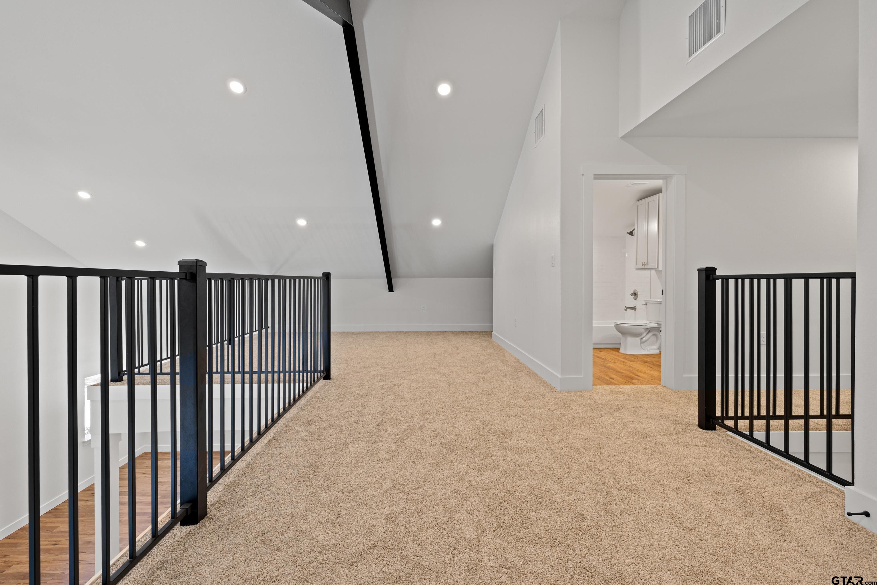 Hallsville, Texas, 75650, United States, 4 Bedrooms Bedrooms, ,3 BathroomsBathrooms,Residential,For Sale,1906779