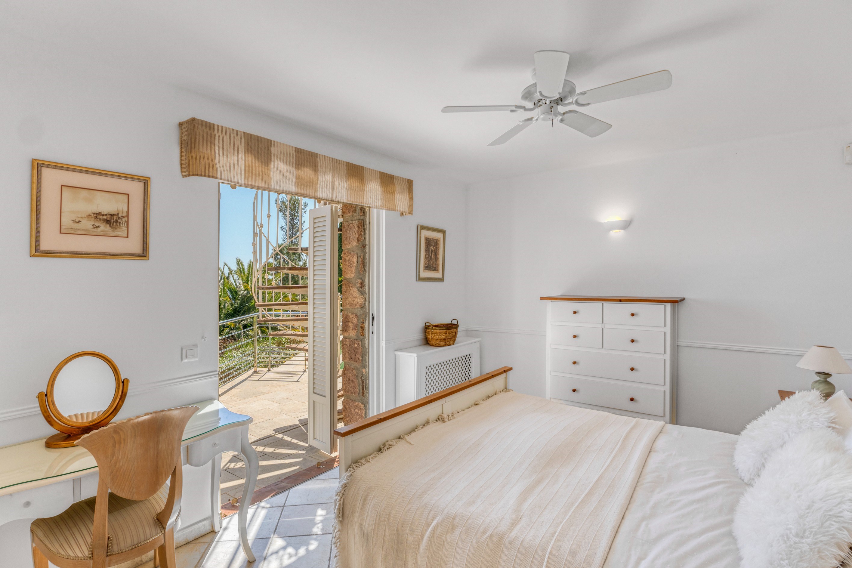  For sale – Elegant villa with panoramic sea and Estérel hills views, Le Trayas - 物件實景