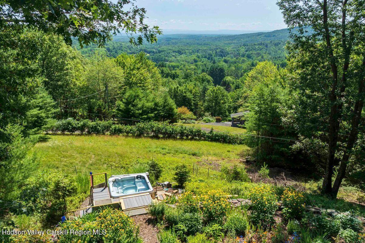 Bearsville, New York, 12409, United States, 3 Bedrooms Bedrooms, ,3 BathroomsBathrooms,Residential,For Sale,1901832