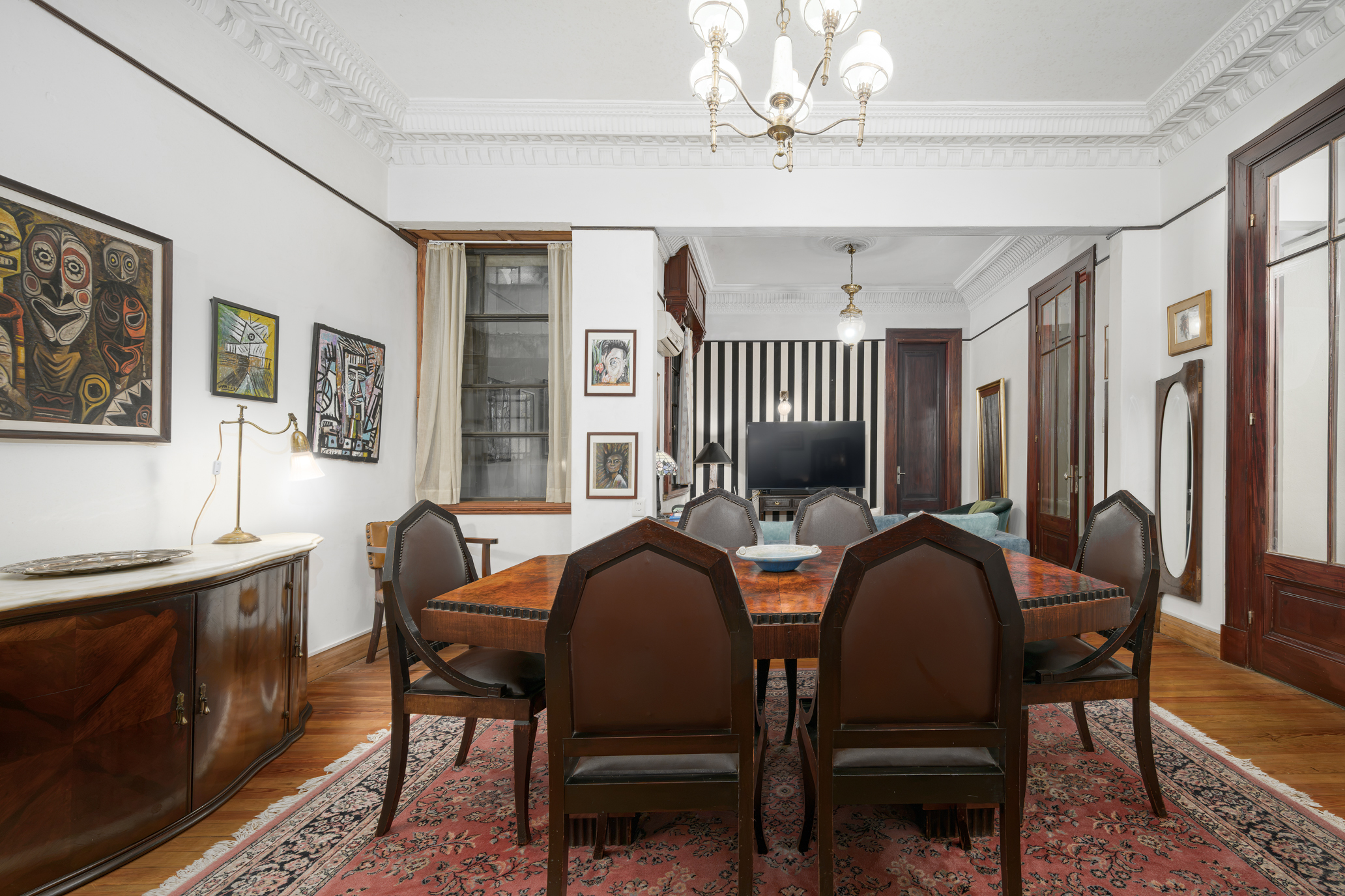  Classic 4 bedroom apartment - 物件實景