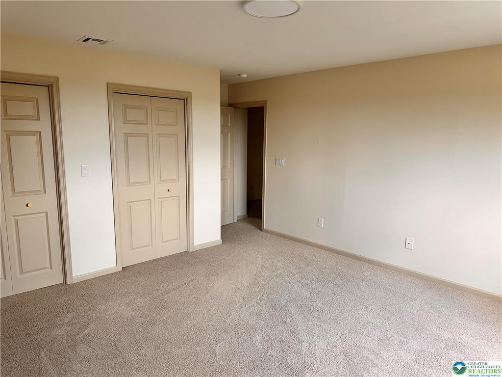 Washington Twp, Pennsylvania, 18080, United States, 3 Bedrooms Bedrooms, ,3 BathroomsBathrooms,Residential,For Sale,1984610