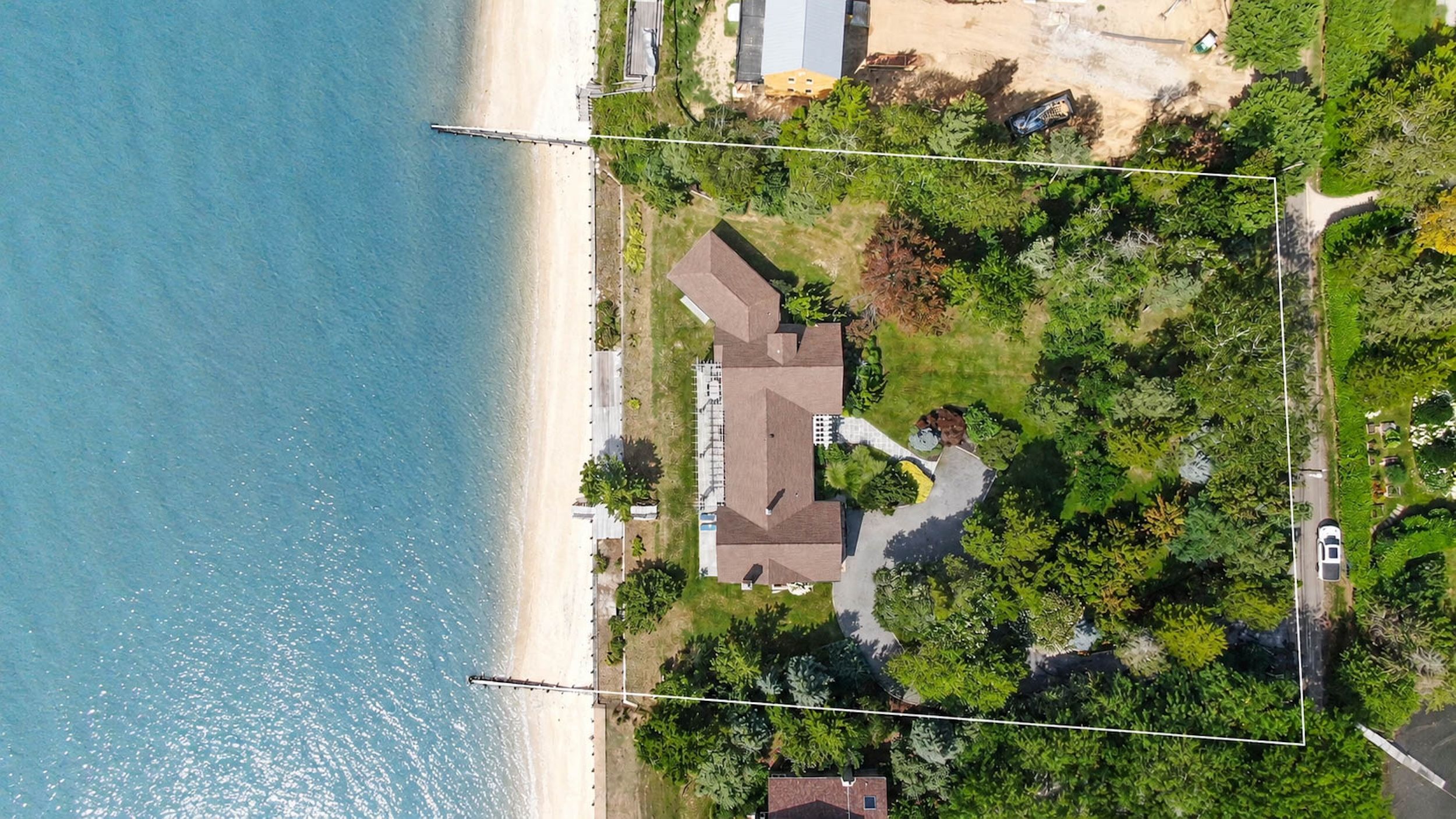  920 Cedar Point Drive E, Southold, NY, 11971 - 物件實景