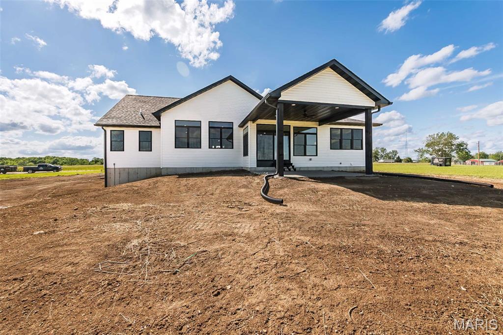 Troy, Missouri, 63379, United States, 4 Bedrooms Bedrooms, ,4 BathroomsBathrooms,Residential,For Sale,1913425