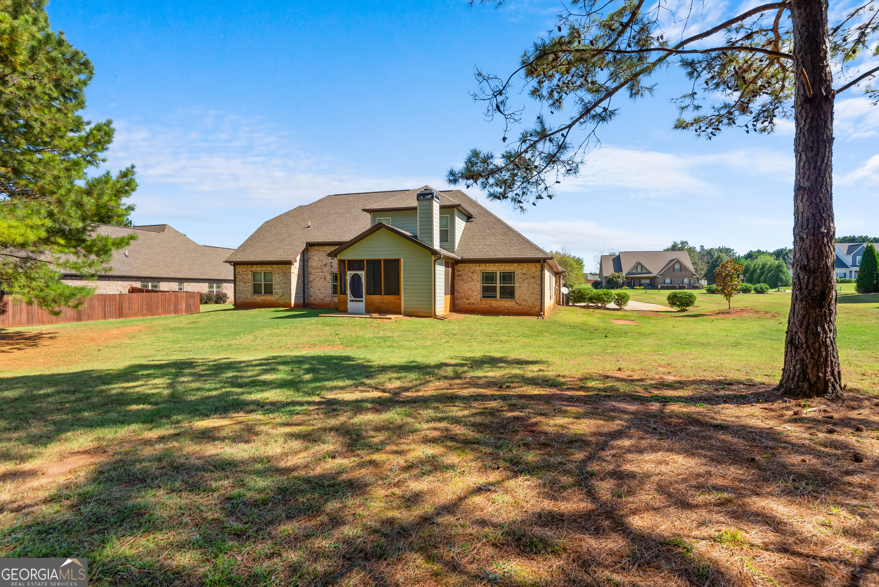 Williamson, Georgia, 30292, United States, 5 Bedrooms Bedrooms, ,4 BathroomsBathrooms,Residential,For Sale,1981614