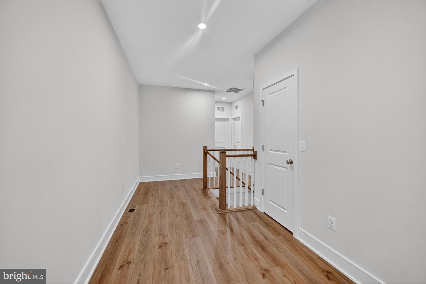 Lake Frederick, Virginia, 22630, United States, 4 Bedrooms Bedrooms, ,4 BathroomsBathrooms,Residential,For Sale,1940698