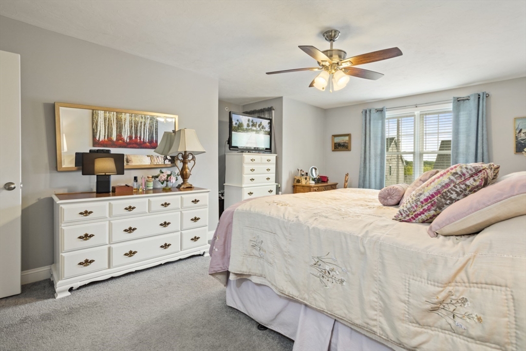 Haverhill, Massachusetts, 01832, United States, 3 Bedrooms Bedrooms, ,3 BathroomsBathrooms,Residential,For Sale,1879402