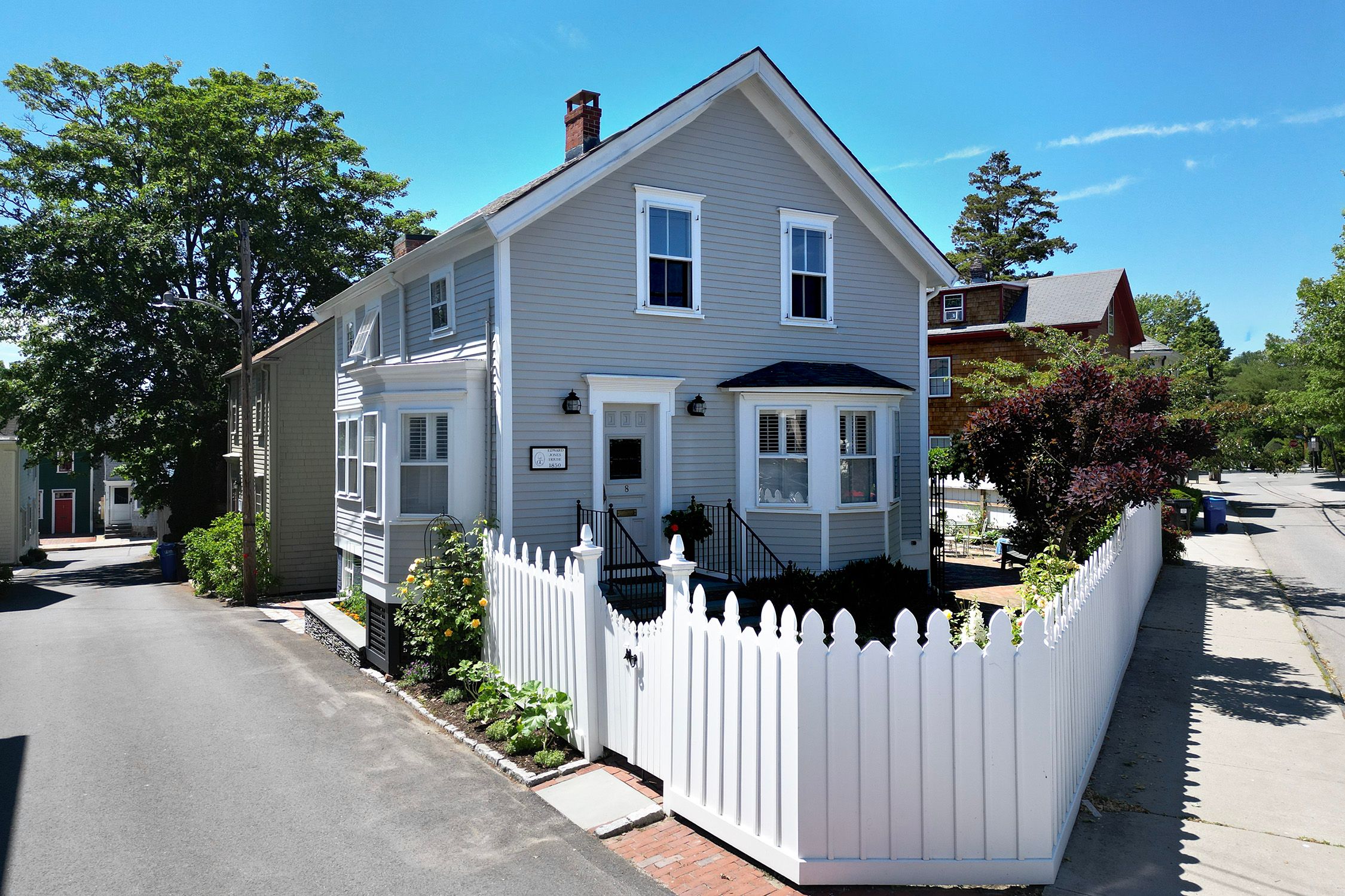  8 Sanford Street, Newport, RI 02840 - 物件實景