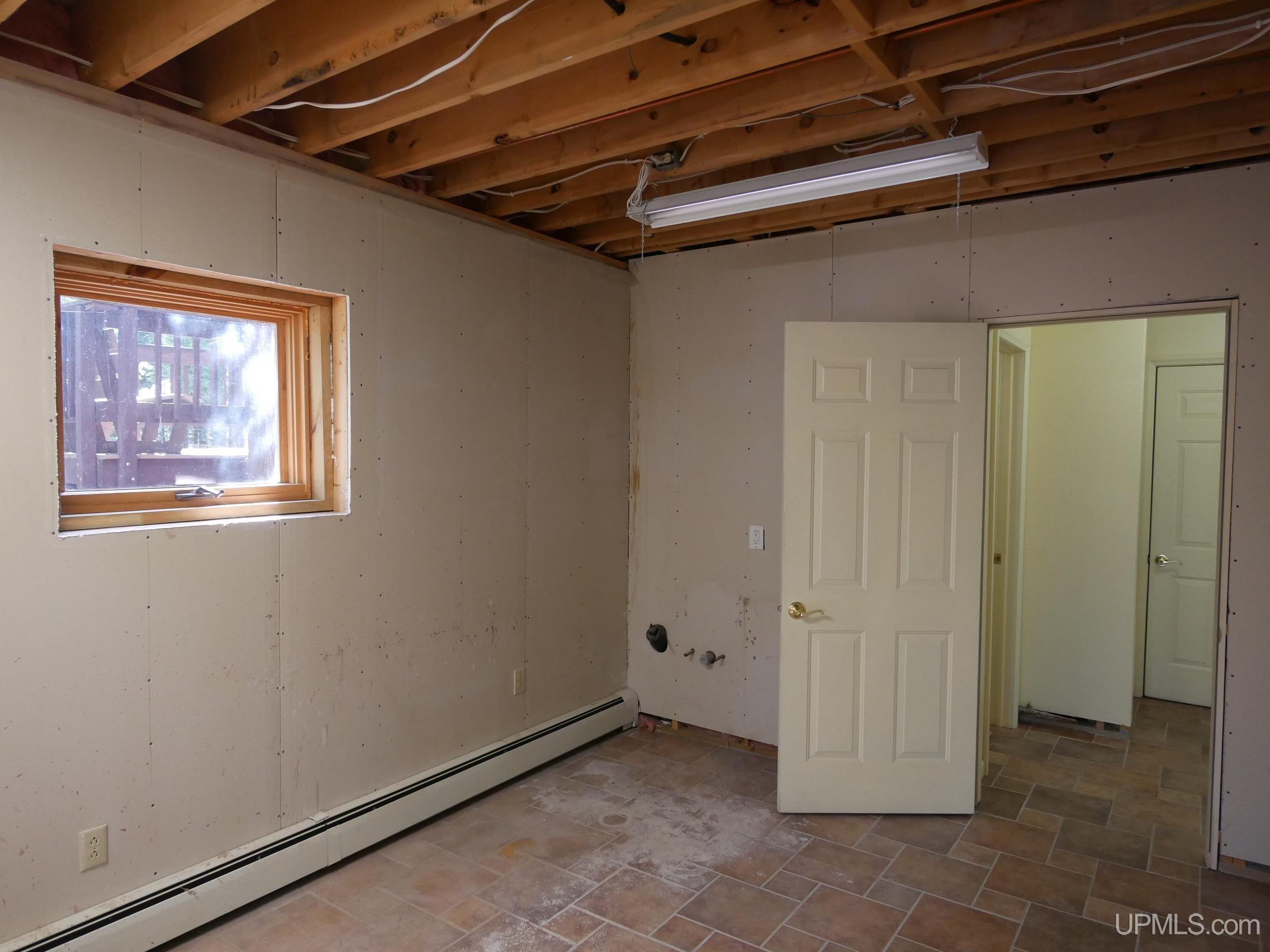 Copper Harbor, Michigan, 49918, United States, 3 Bedrooms Bedrooms, ,3 BathroomsBathrooms,Residential,For Sale,1924307