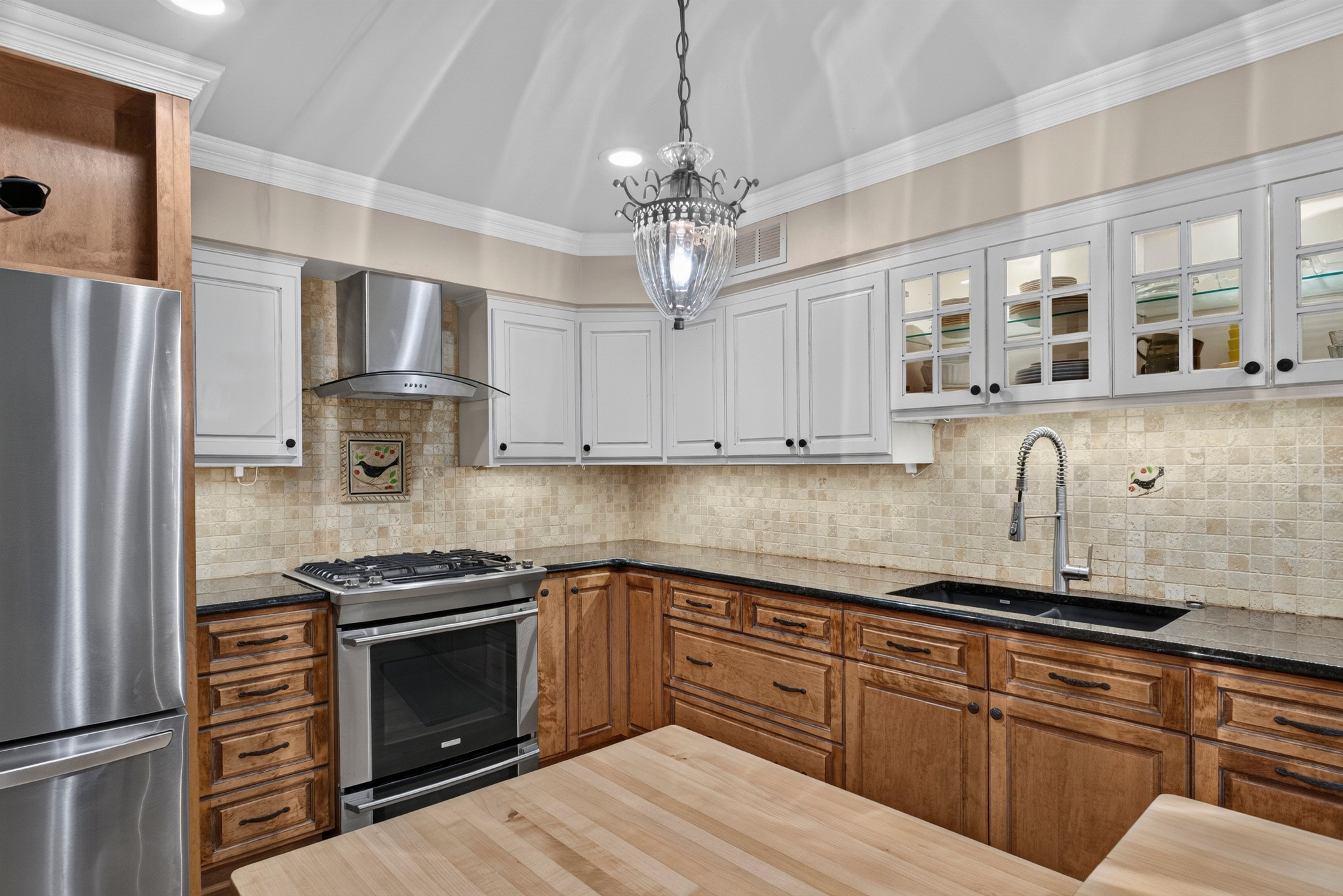  6244 Ash Street, Mission, KS 66205 - 物件實景