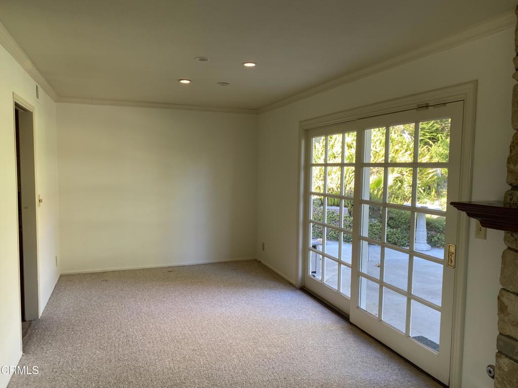 Ventura, California, 93003, United States, 4 Bedrooms Bedrooms, ,3 BathroomsBathrooms,Residential,For Sale,1947951