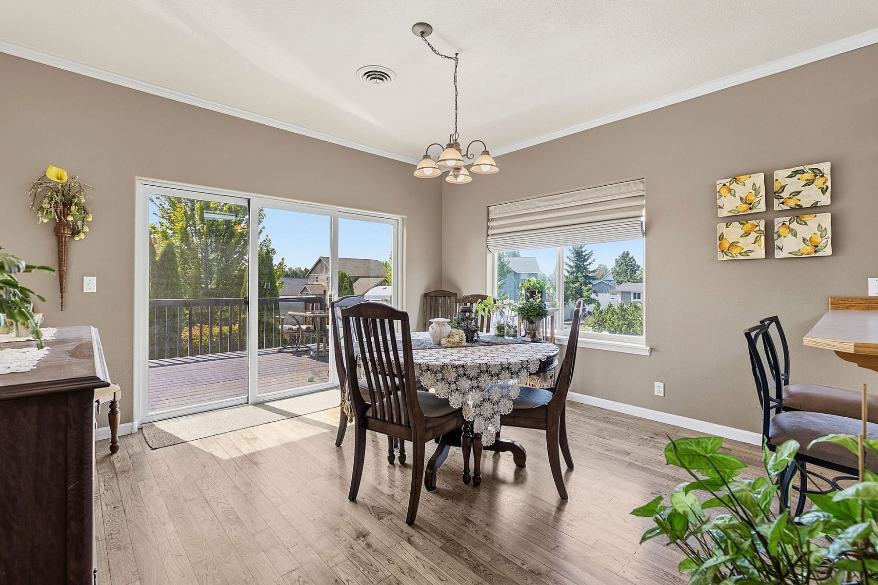  2350 SW Indian Avenue Redmond, OR 97756 - 物件實景