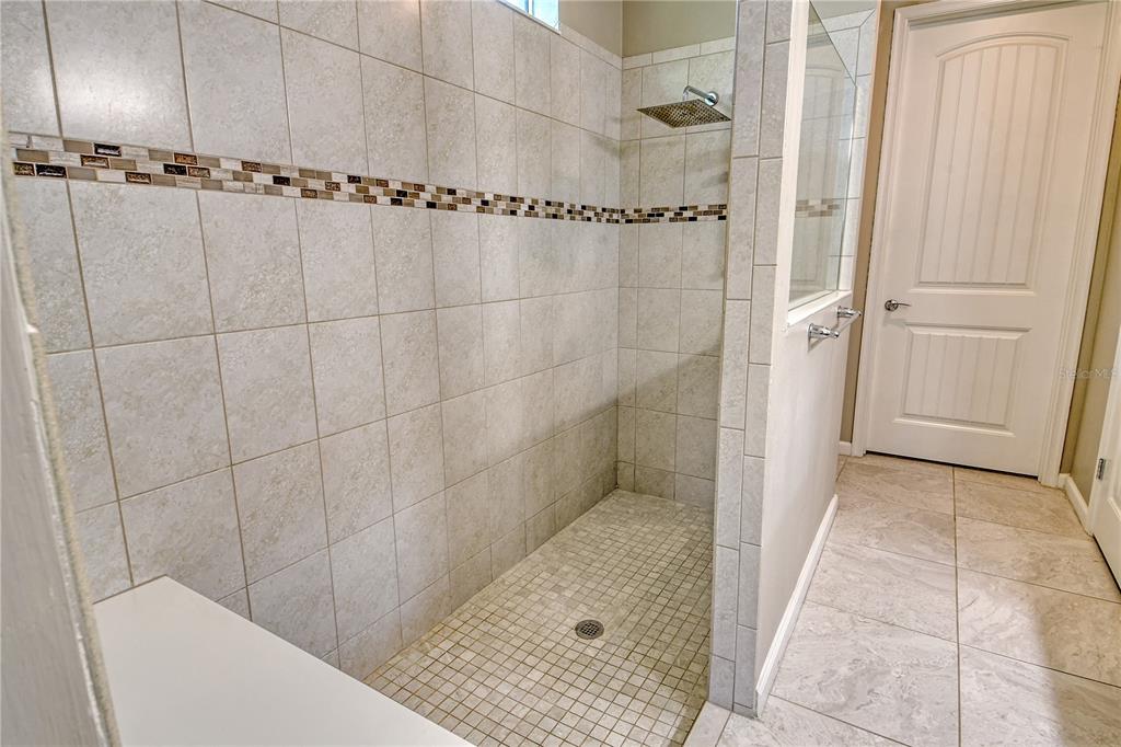 Bradenton, Florida, 34211, United States, 3 Bedrooms Bedrooms, ,2 BathroomsBathrooms,Residential,For Sale,1829078