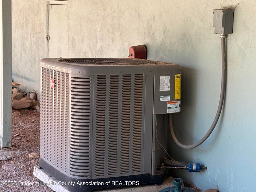 Alto, New Mexico, 88312, United States, 3 Bedrooms Bedrooms, ,4 BathroomsBathrooms,Residential,For Sale,1975387