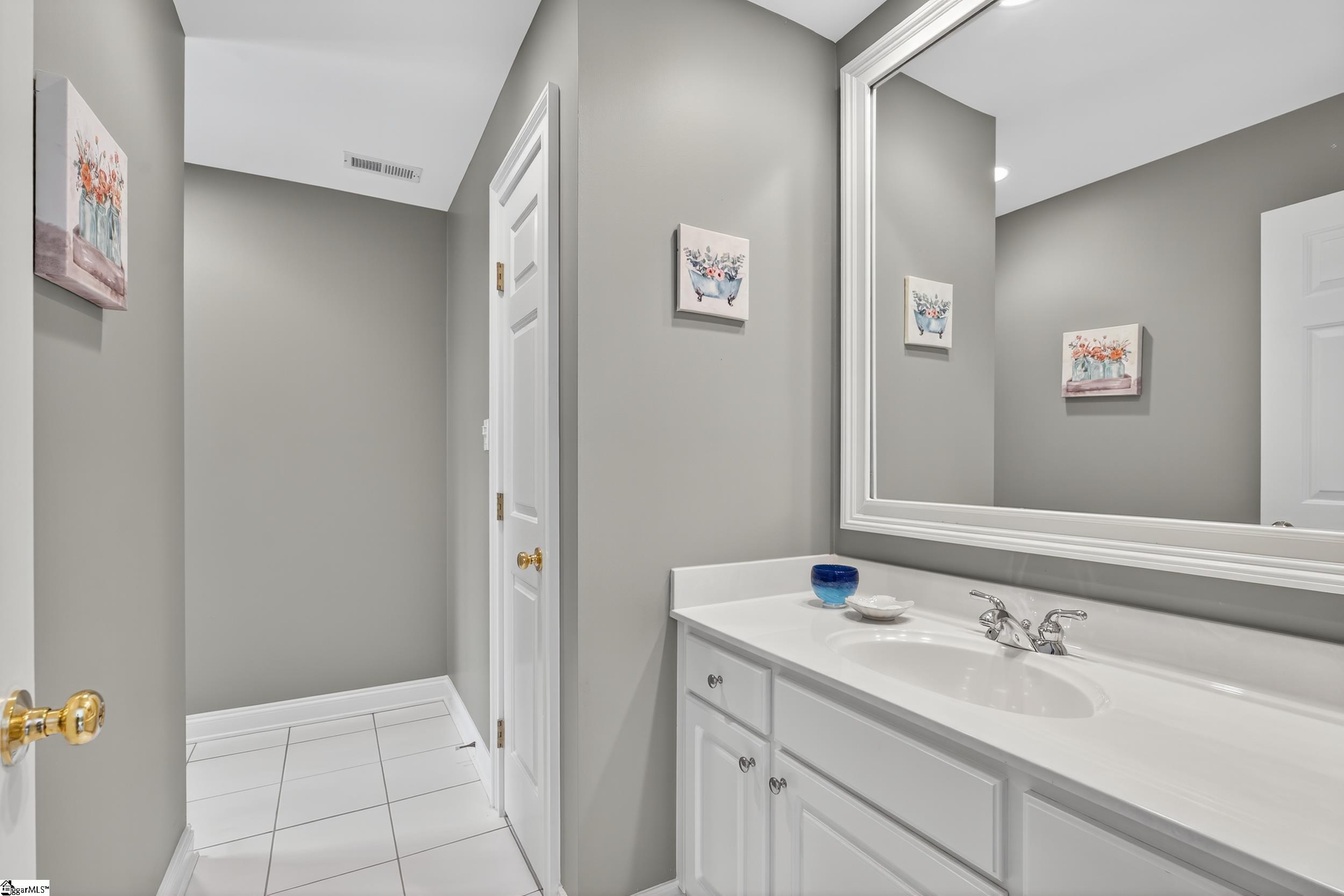 Spartanburg, South Carolina, 29306, United States, 4 Bedrooms Bedrooms, ,4 BathroomsBathrooms,Residential,For Sale,1918067
