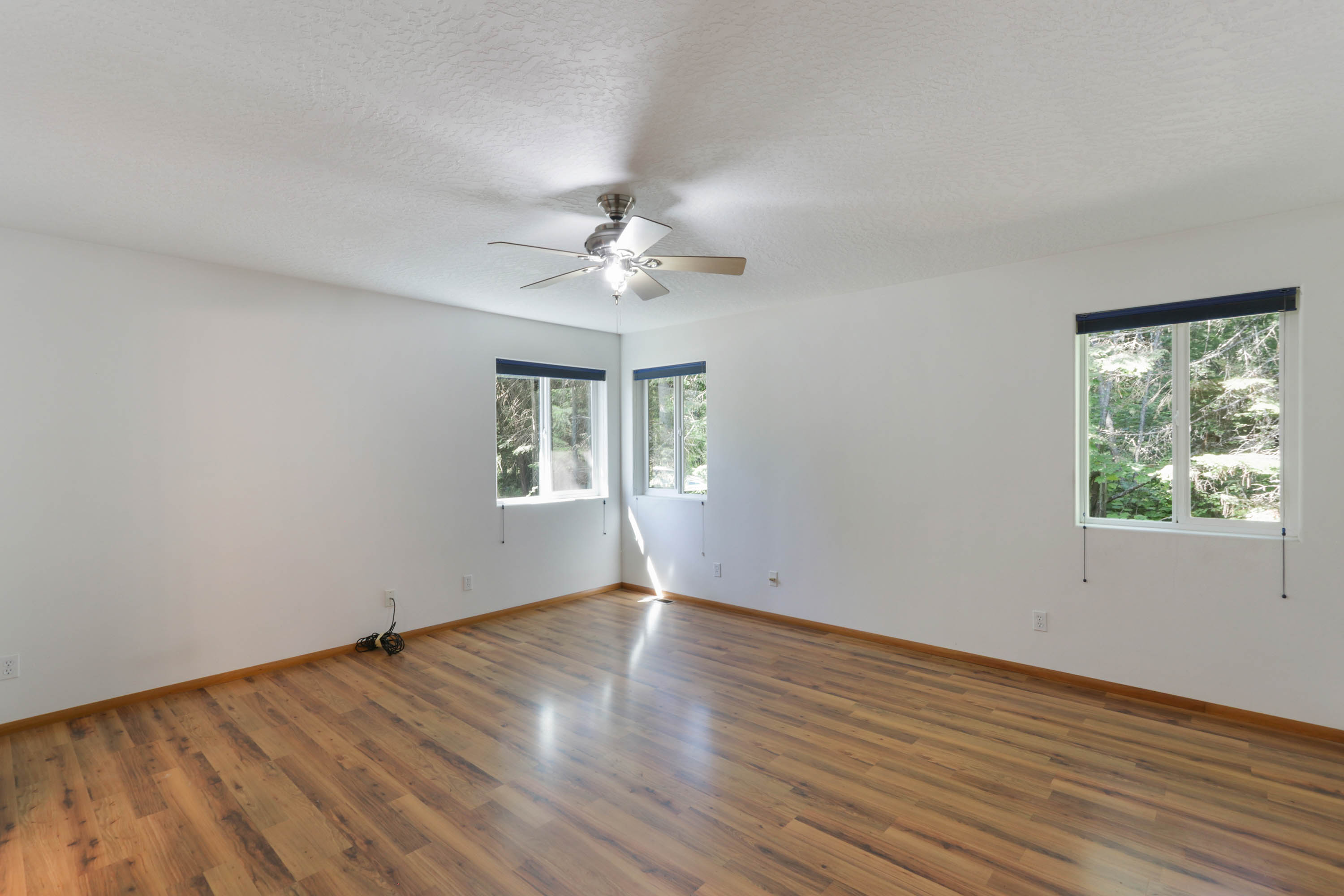 Sandpoint, Idaho, 83864, United States, 3 Bedrooms Bedrooms, ,2 BathroomsBathrooms,Residential,For Sale,1936853