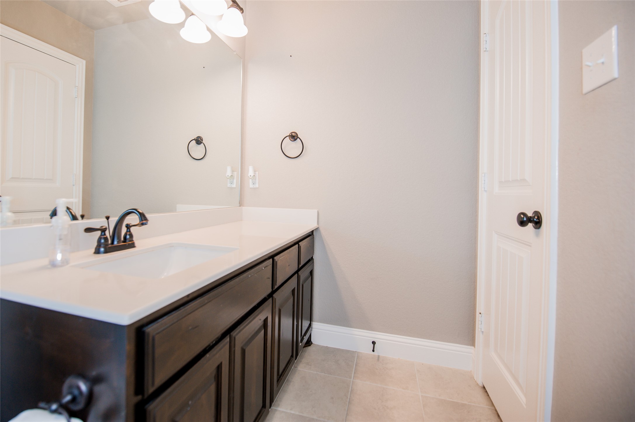 1584 Reserve Road, Waxahachie, Texas, 75165, United States, 4 Bedrooms Bedrooms, ,3 BathroomsBathrooms,Residential,For Sale,1584 Reserve Road,1566211