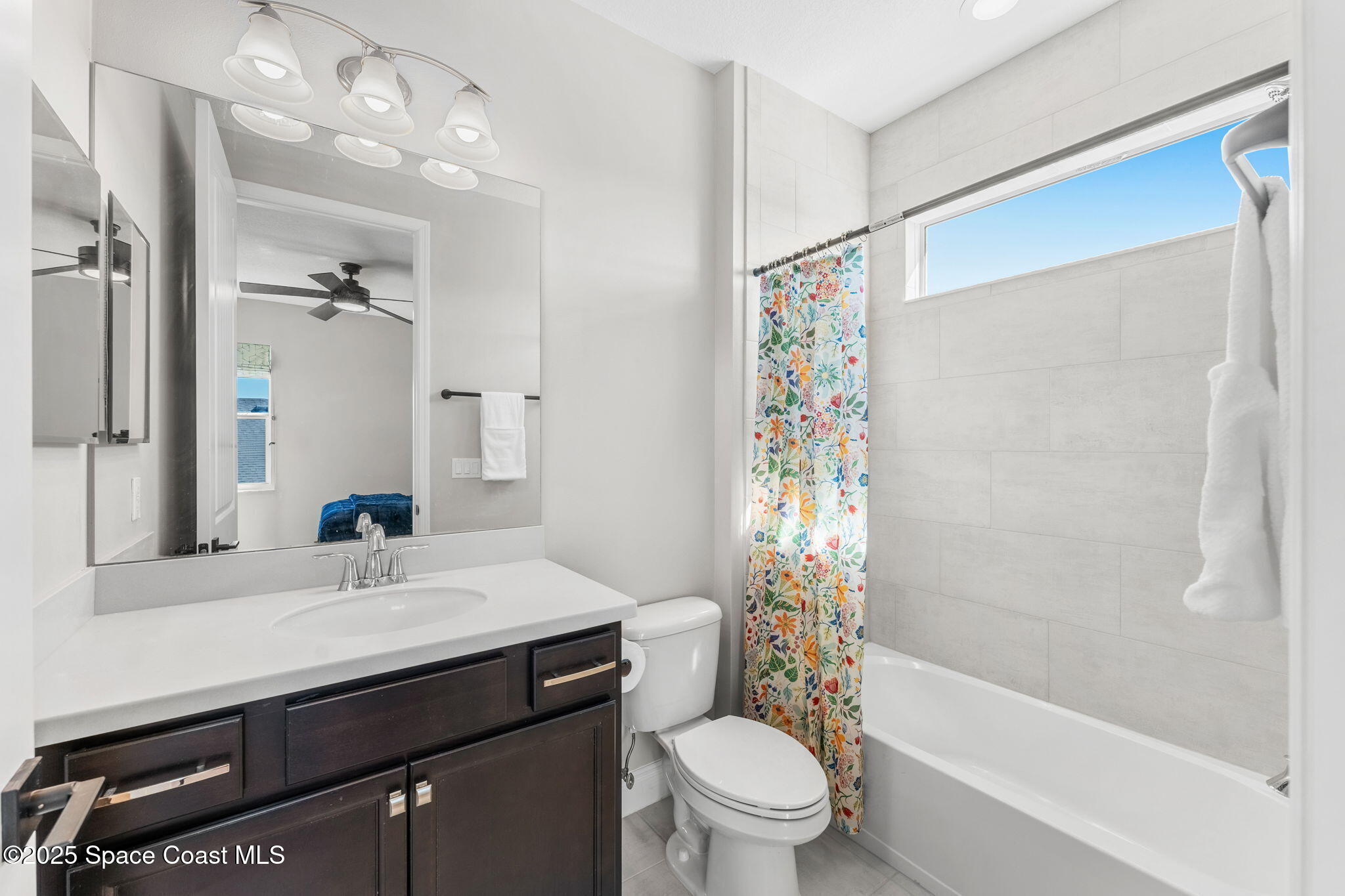 Melbourne, Florida, 32940, United States, 5 Bedrooms Bedrooms, ,6 BathroomsBathrooms,Residential,For Sale,2003365