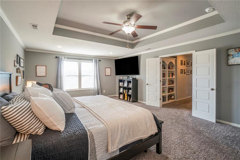 Olathe, Kansas, 66061, United States, 5 Bedrooms Bedrooms, ,5 BathroomsBathrooms,Residential,For Sale,1969307