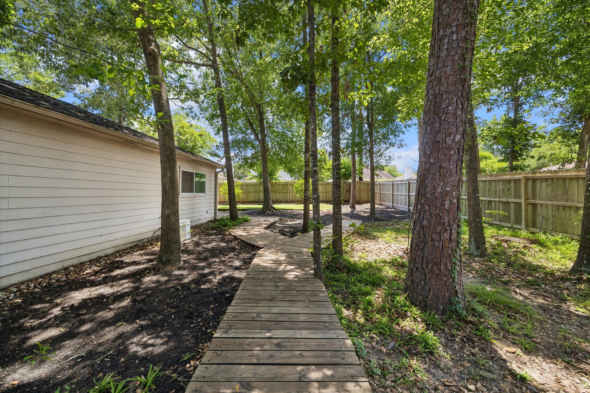  2803 Maple Bend Drive - 物件實景