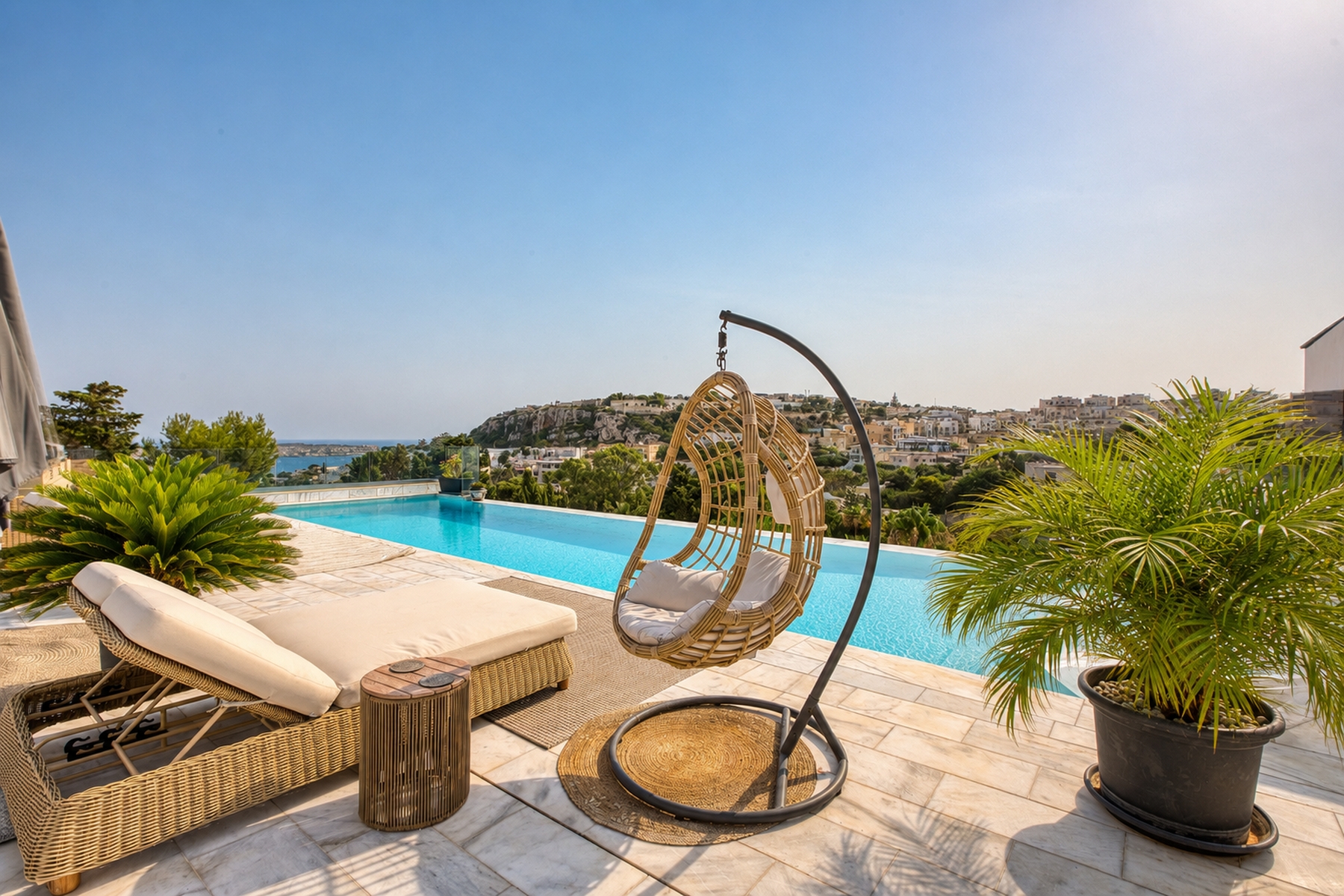  Exceptional Contemporary Villa with Panoramic Views - 物件實景
