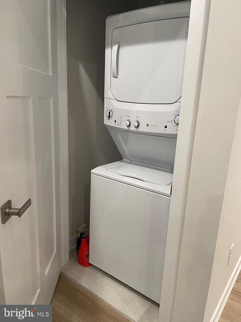 Berlin, Maryland, 21811, United States, 3 Bedrooms Bedrooms, ,3 BathroomsBathrooms,Residential,For Sale,1917414