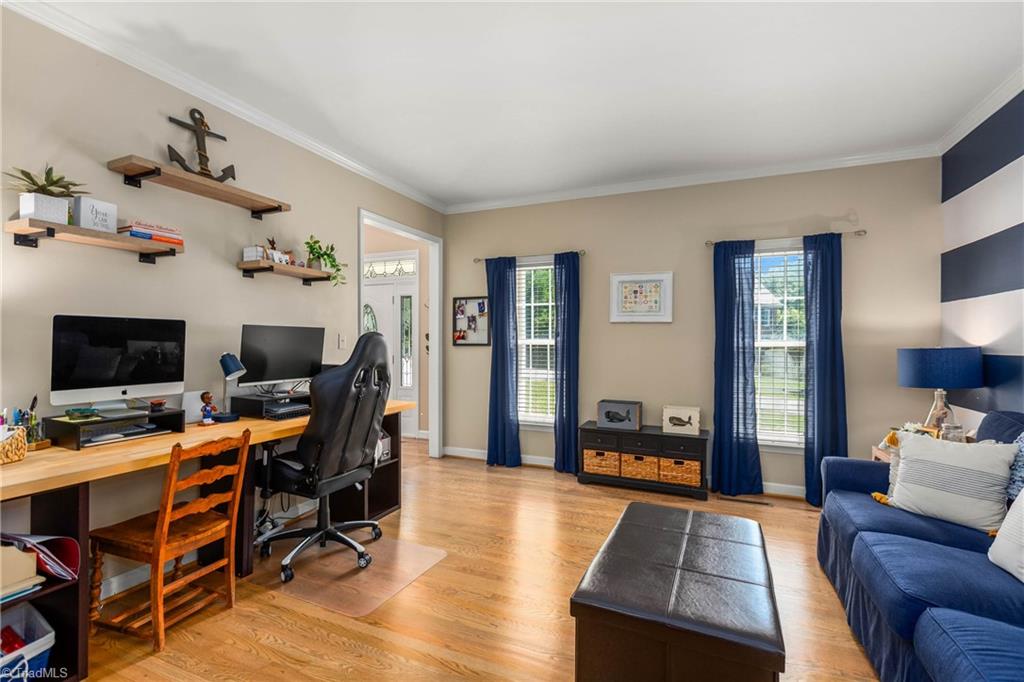 Clemmons, North Carolina, 27012, United States, 4 Bedrooms Bedrooms, ,3 BathroomsBathrooms,Residential,For Sale,1902242