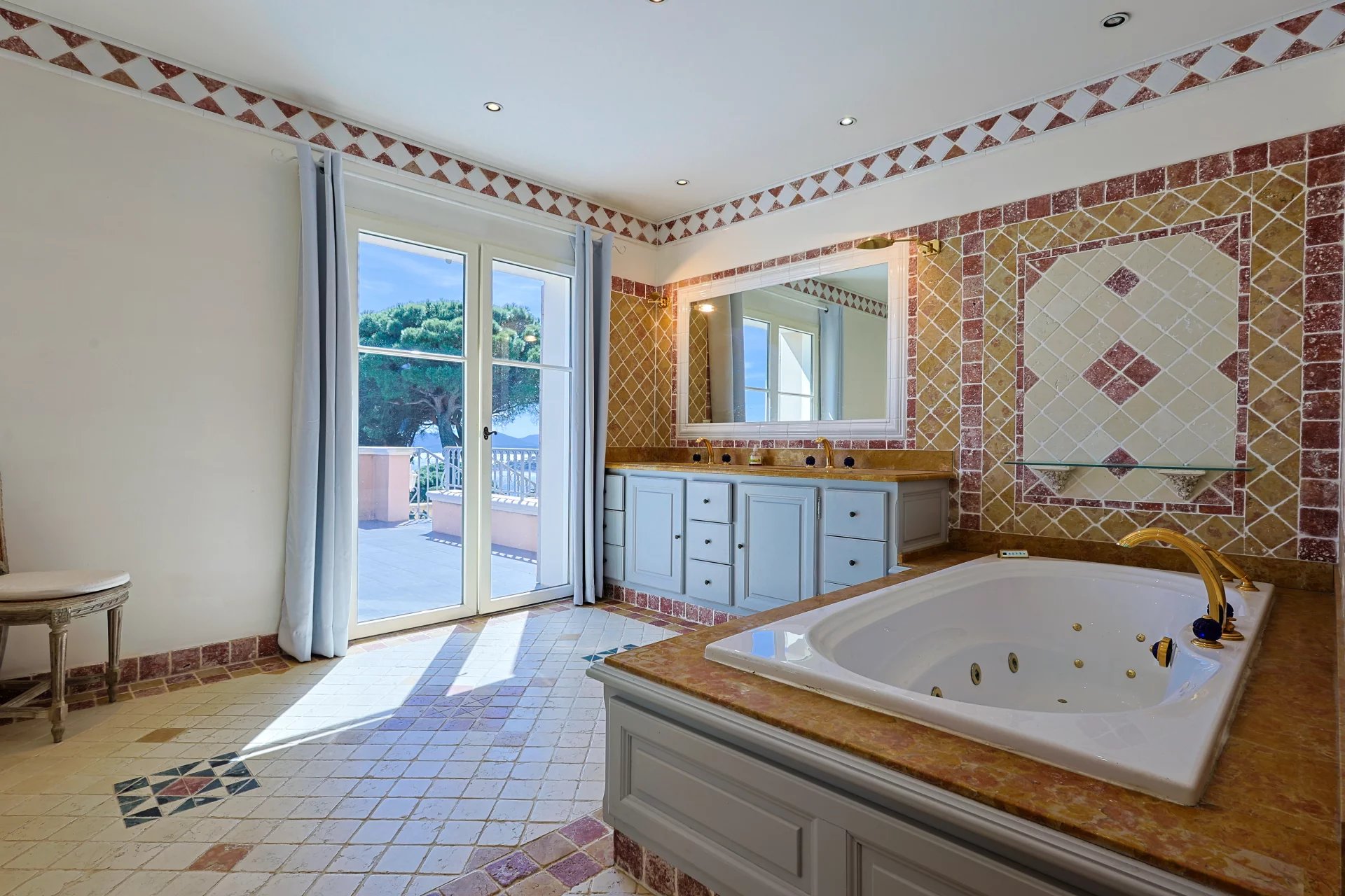 Sainte-Maxime, Provence-Alpes-Côte d’Azur, 83120, FR, ,Residential,For Sale,1848425