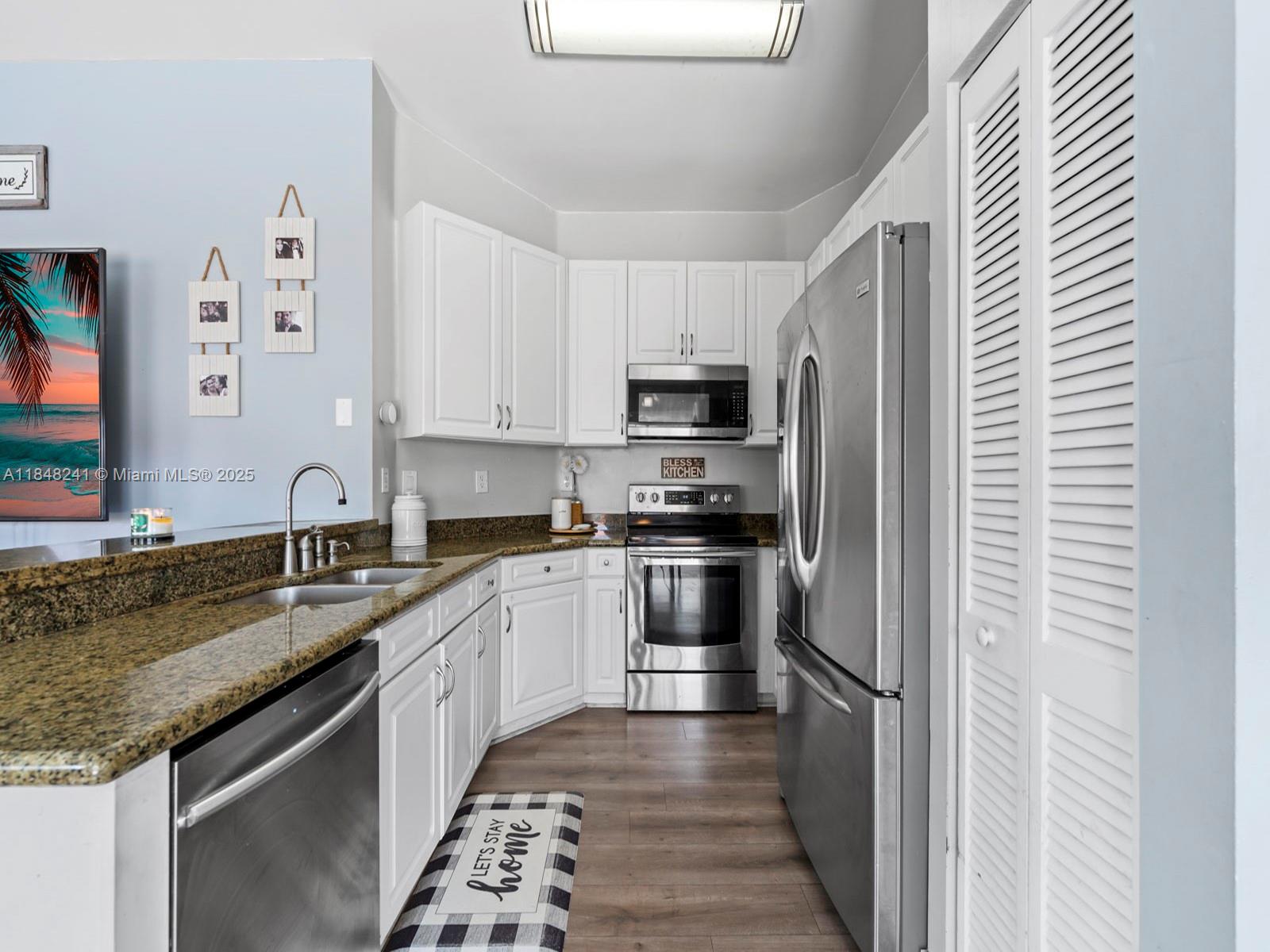 Miami, Florida, 33177, United States, 4 Bedrooms Bedrooms, ,2 BathroomsBathrooms,Residential,For Sale,1903424