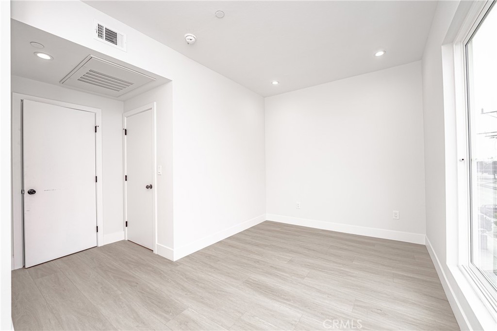 GARDENA, California, 90247, United States, ,Residential,For Sale,1810571