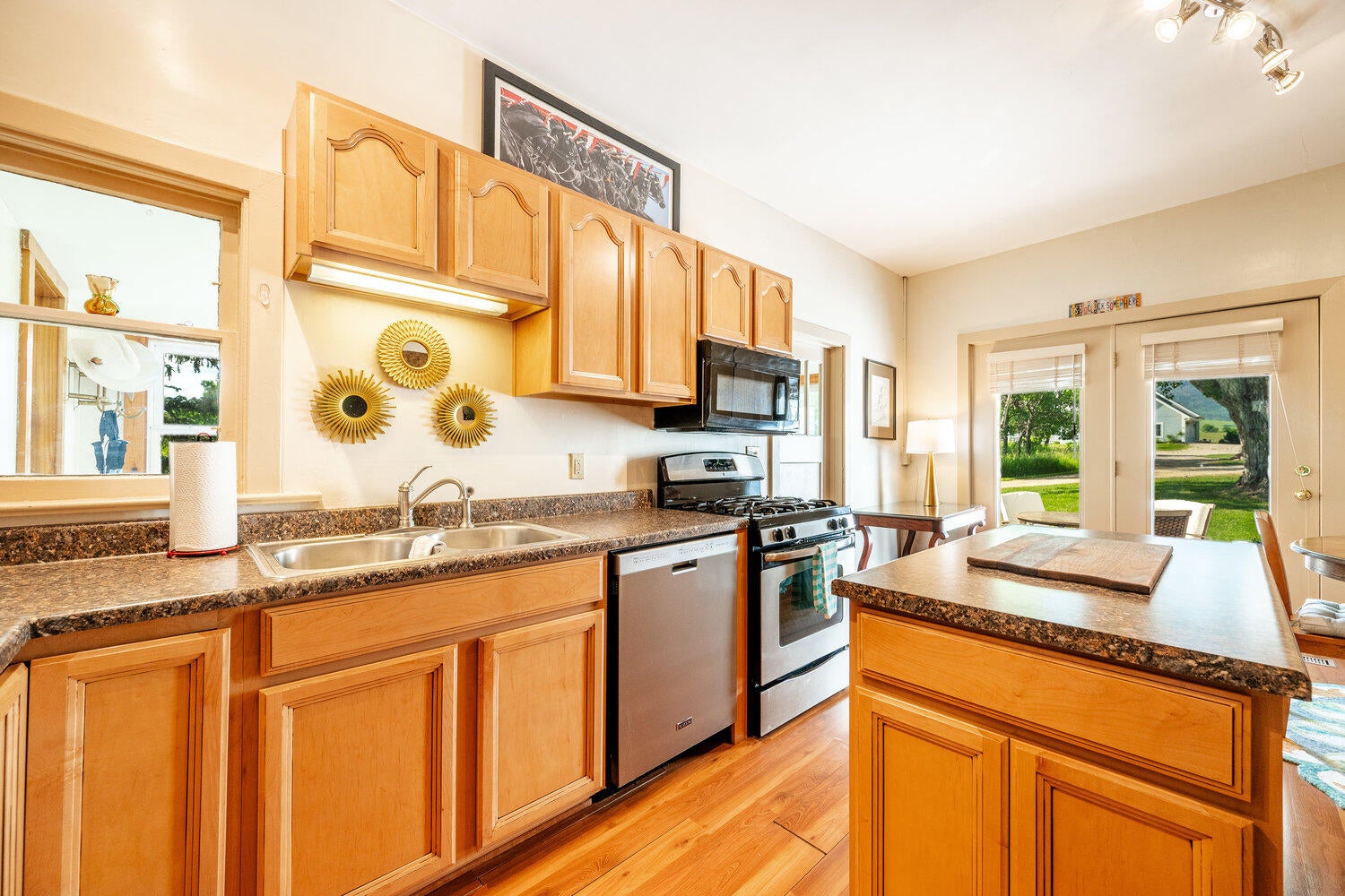 Big Horn, Wyoming, 82833, United States, 3 Bedrooms Bedrooms, ,4 BathroomsBathrooms,Residential,For Sale,2011301