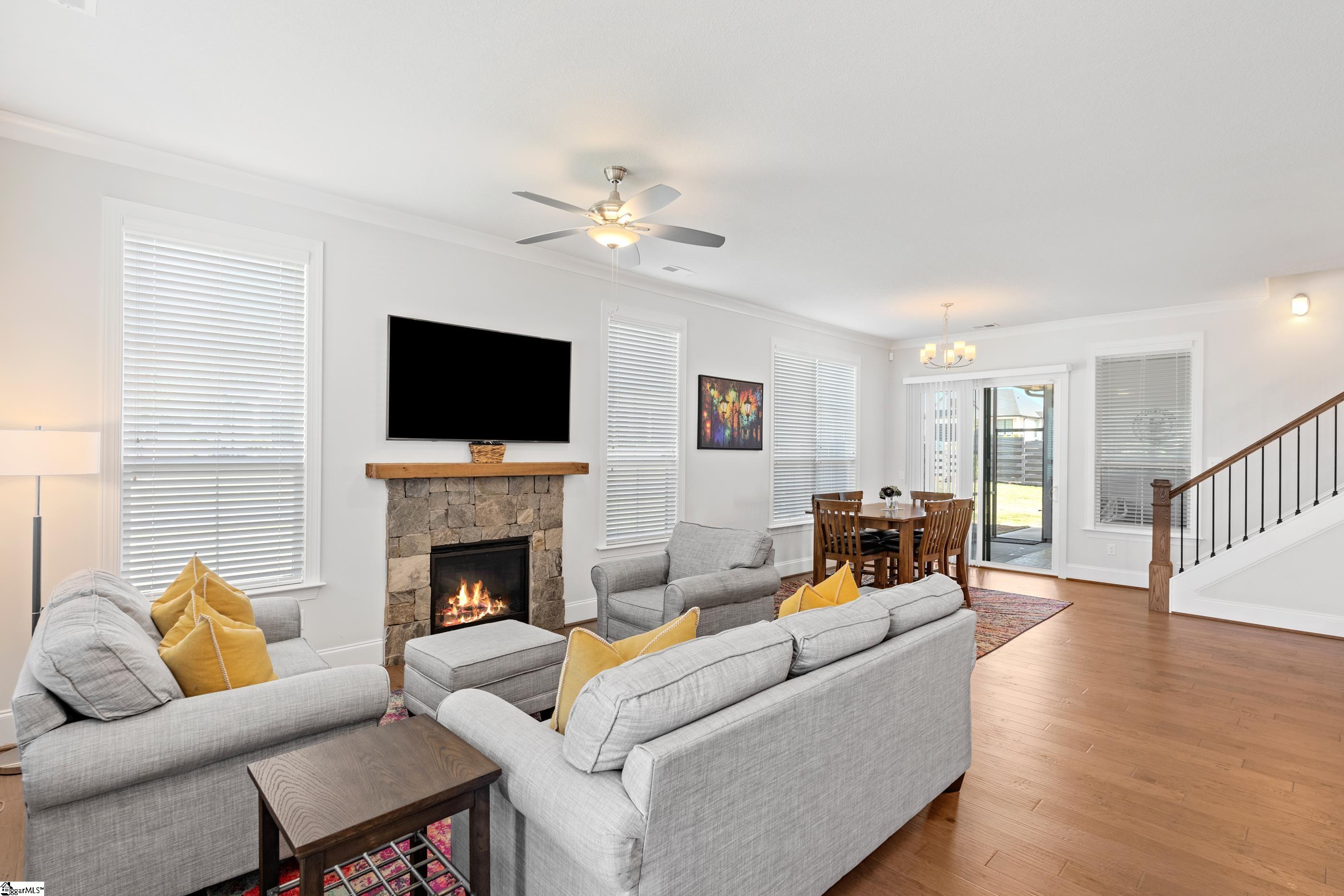 Simpsonville, South Carolina, 29680, United States, 4 Bedrooms Bedrooms, ,3 BathroomsBathrooms,Residential,For Sale,1925678