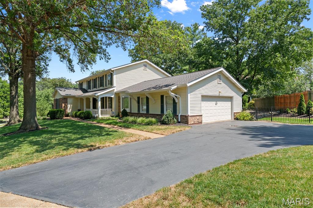 Chesterfield, Missouri, 63017, United States, ,Residential,For Sale,1941013