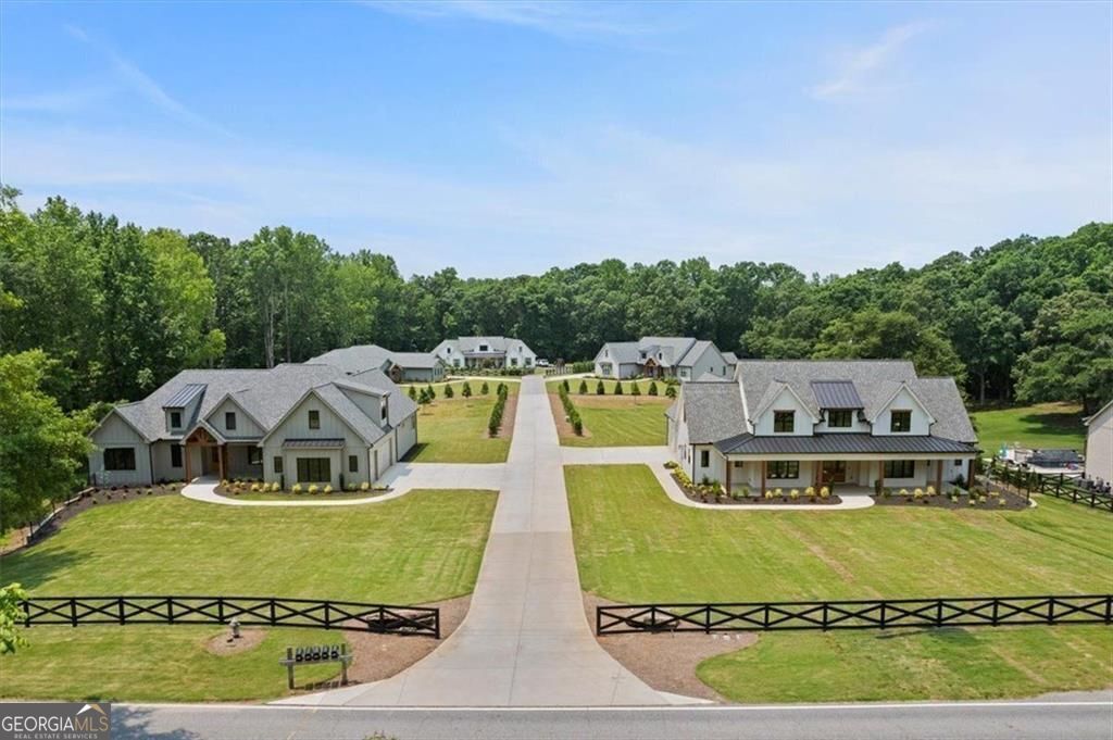 Gainesville, Georgia, 30506, United States, 5 Bedrooms Bedrooms, ,4 BathroomsBathrooms,Residential,For Sale,1909914