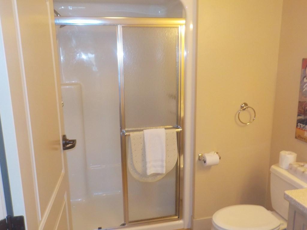 107 1st Ave, Sturgeon Bay, Wisconsin, 54235, United States, 3 Bedrooms Bedrooms, ,3 BathroomsBathrooms,Residential,For Sale,107 1st Ave,1537495
