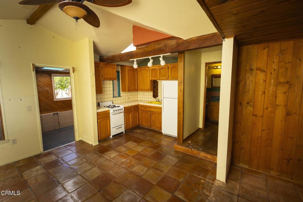 Oxnard, California, 93035, United States, 2 Bedrooms Bedrooms, ,1 BathroomBathrooms,Residential,For Sale,2048022