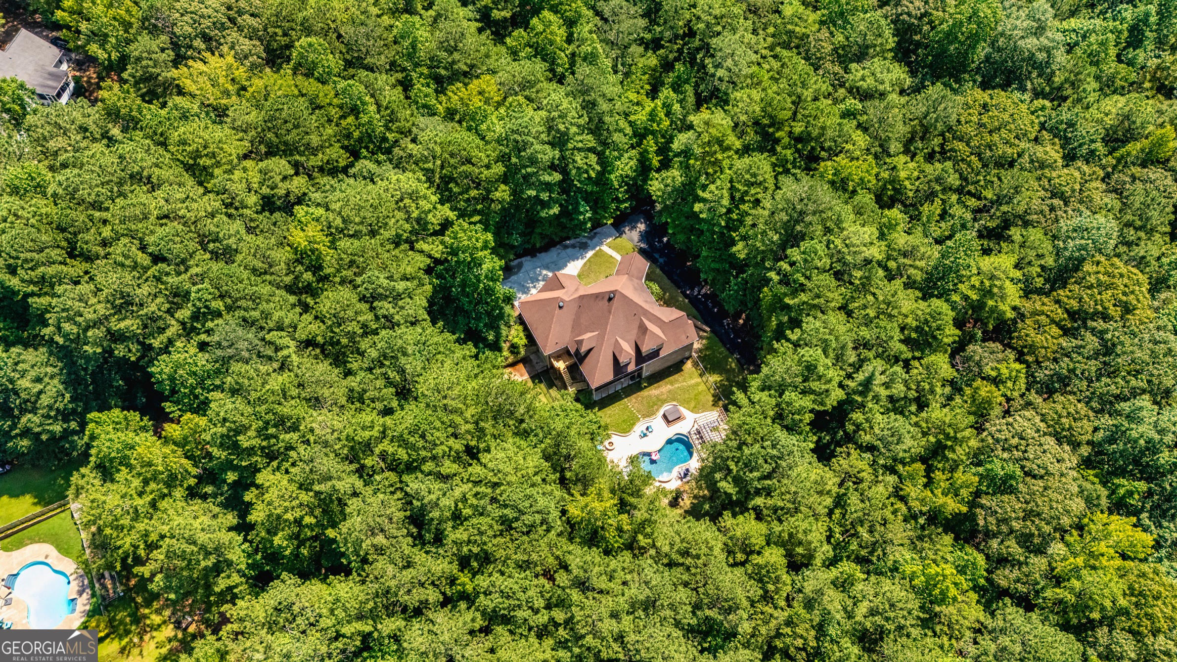 Newnan, Georgia, 30263, United States, 4 Bedrooms Bedrooms, ,5 BathroomsBathrooms,Residential,For Sale,1932602