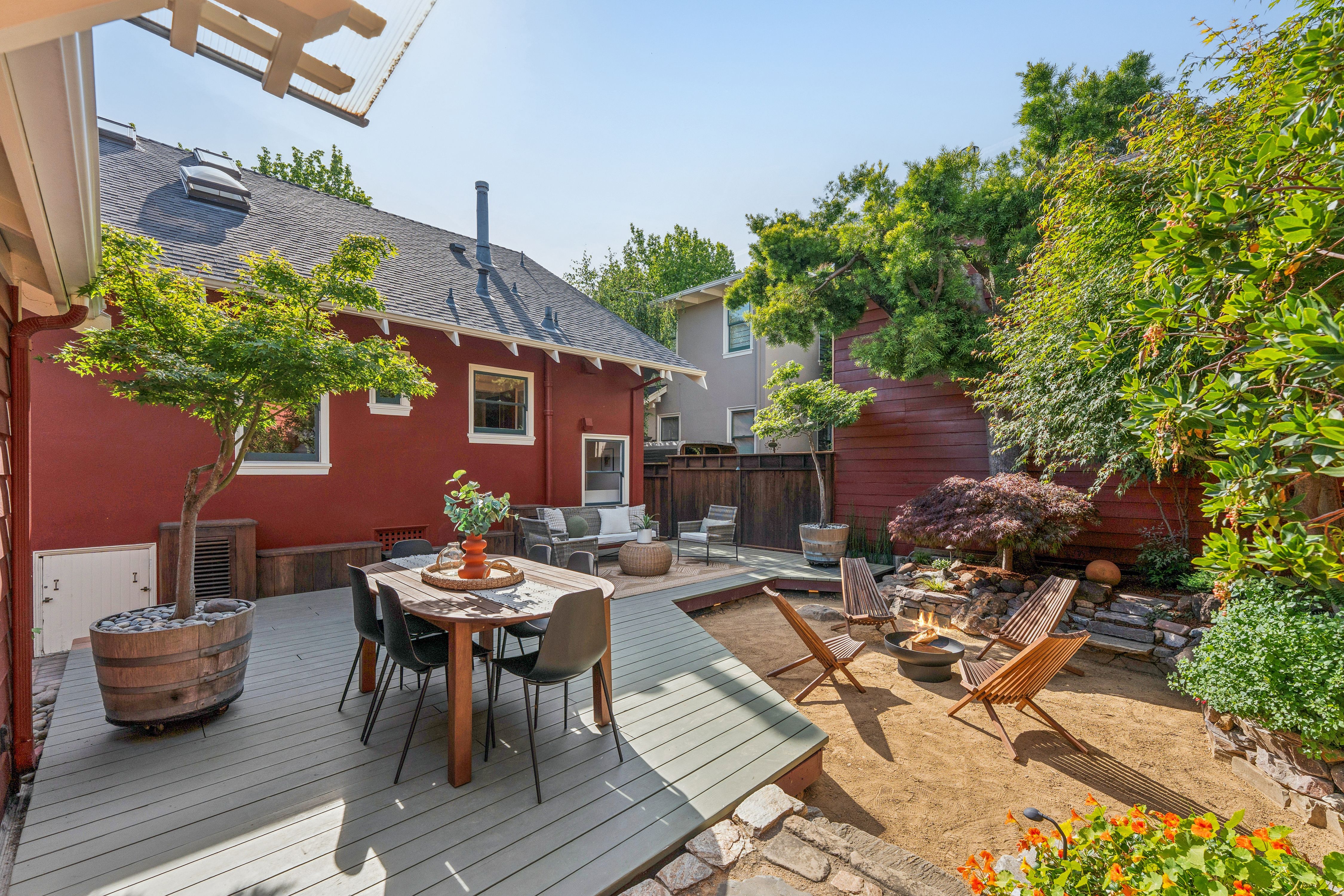  A True Rockridge Classic — Rich in Detail, Ready for Its Next Chapter - 物件實景