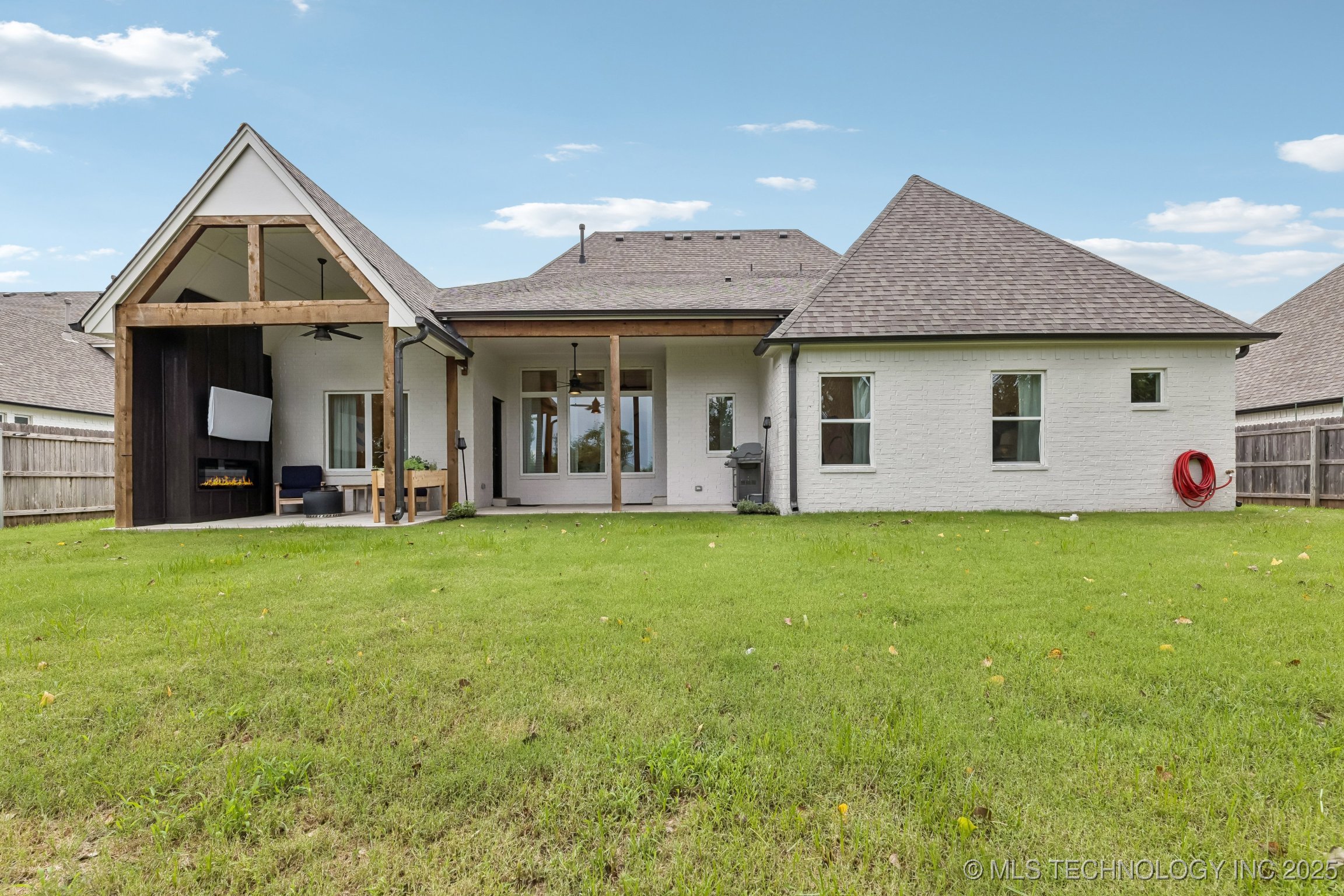 Bixby, Oklahoma, 74008, United States, 4 Bedrooms Bedrooms, ,4 BathroomsBathrooms,Residential,For Sale,1885845