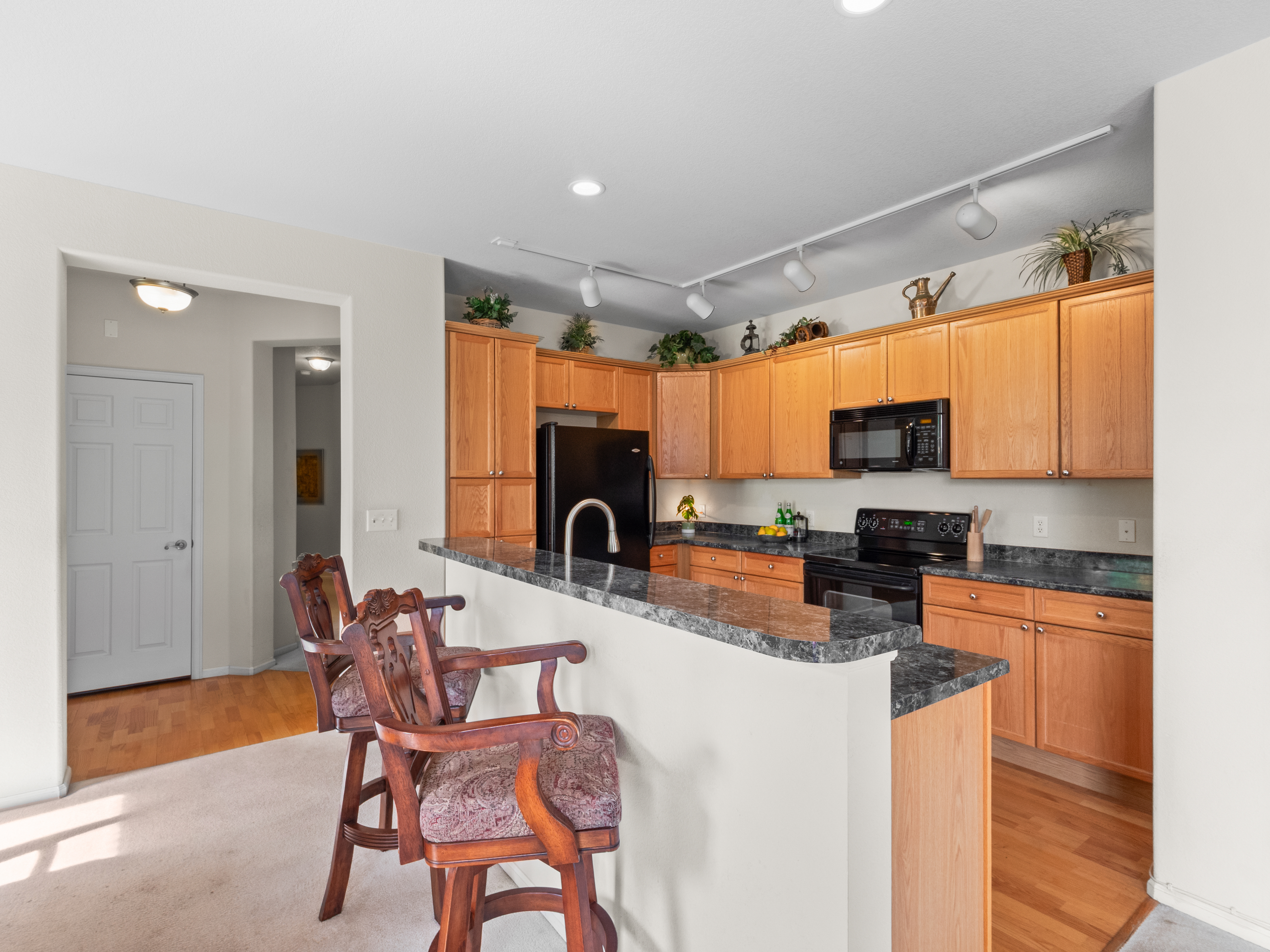  2240 S Vaughn Way, Aurora, CO, 80014 - 物件實景