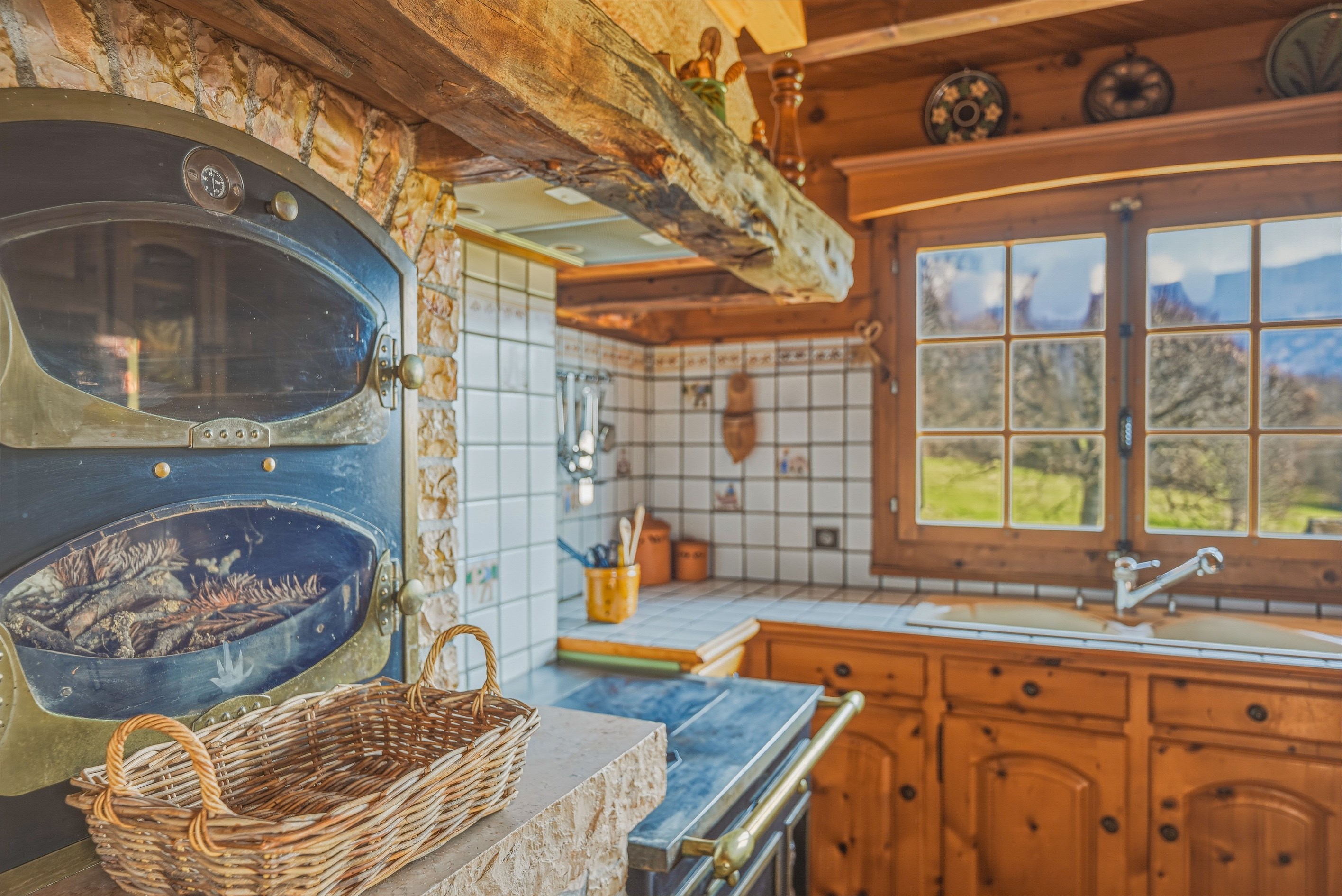  Authentic Chalet with Panoramic Views – 1.2 Hectare Estate - 物件實景