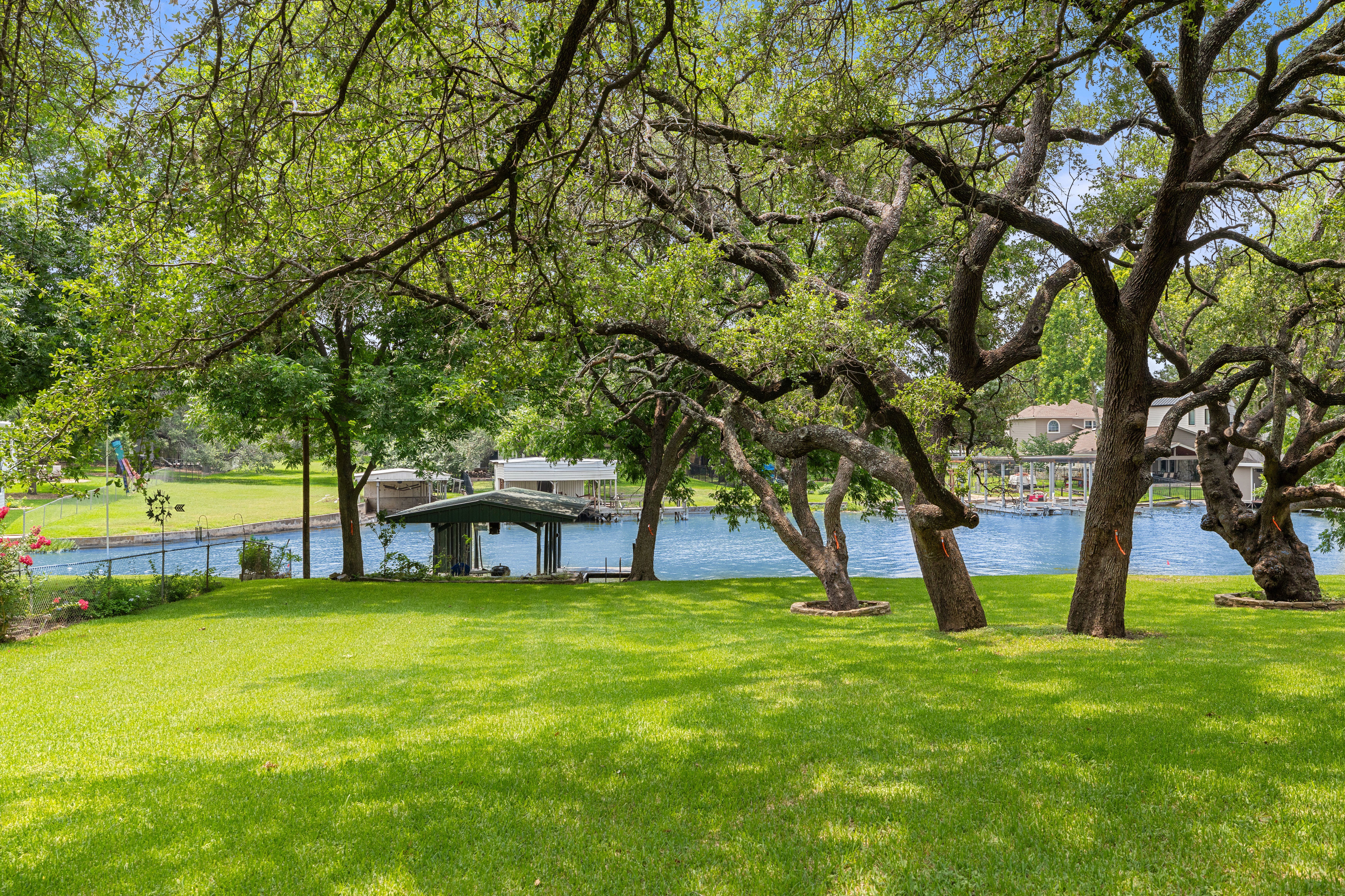  Prime Lake LBJ Waterfront Opportunity - 物件實景